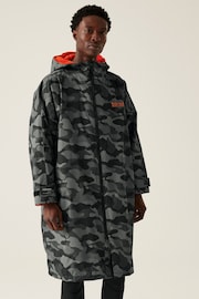 Regatta Grey Adult Waterproof Robe - Image 1 of 8