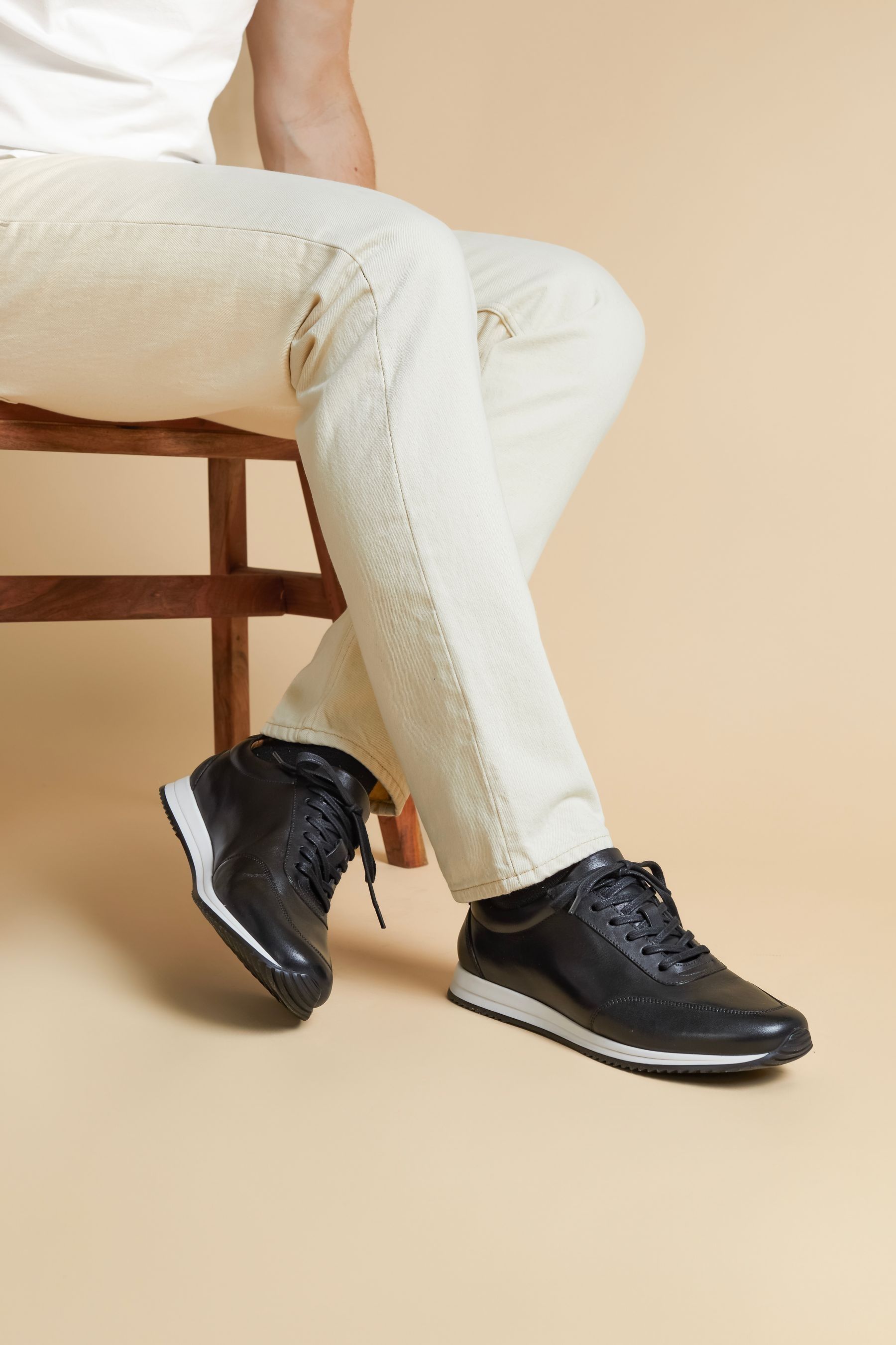 Black trainers mens uk cheap