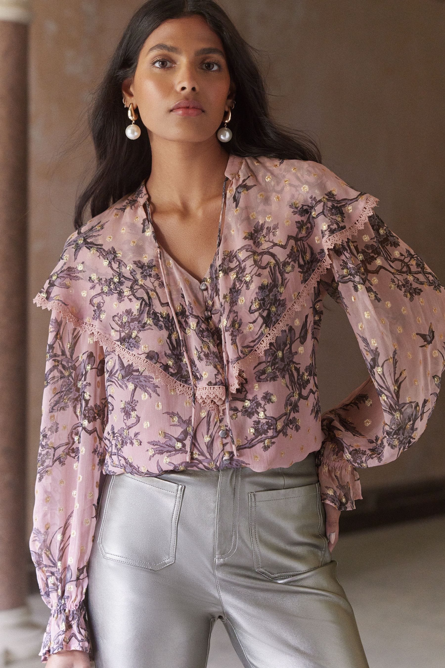 Floral capelet best sale