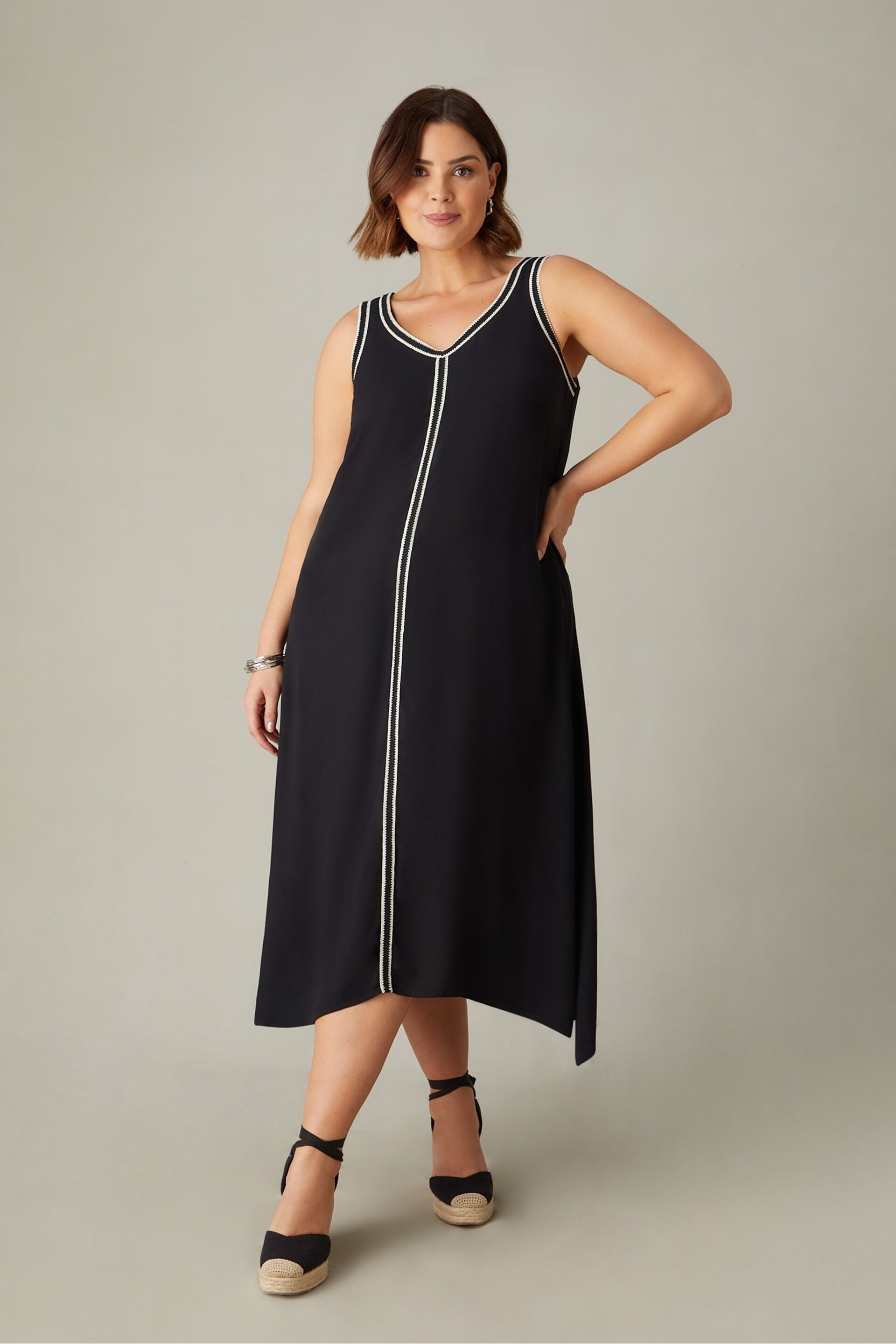 Live Unlimited Curve Knit Trim Hanky Hem Black Dress - Image 3 of 7