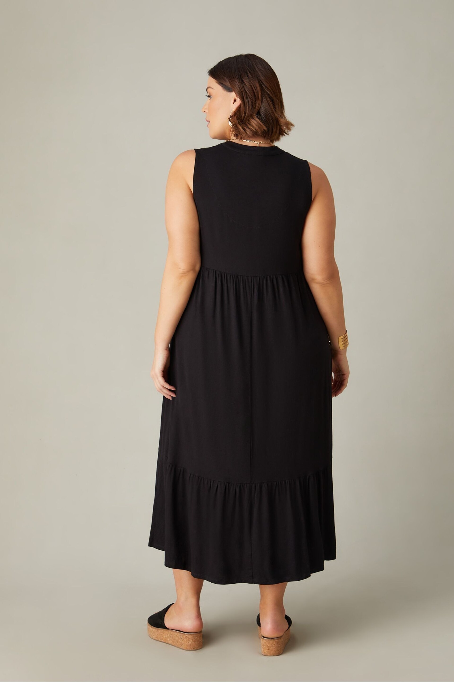 Live Unlimited Curve Jersey Sleeveless Midi Black Dress - Image 6 of 7