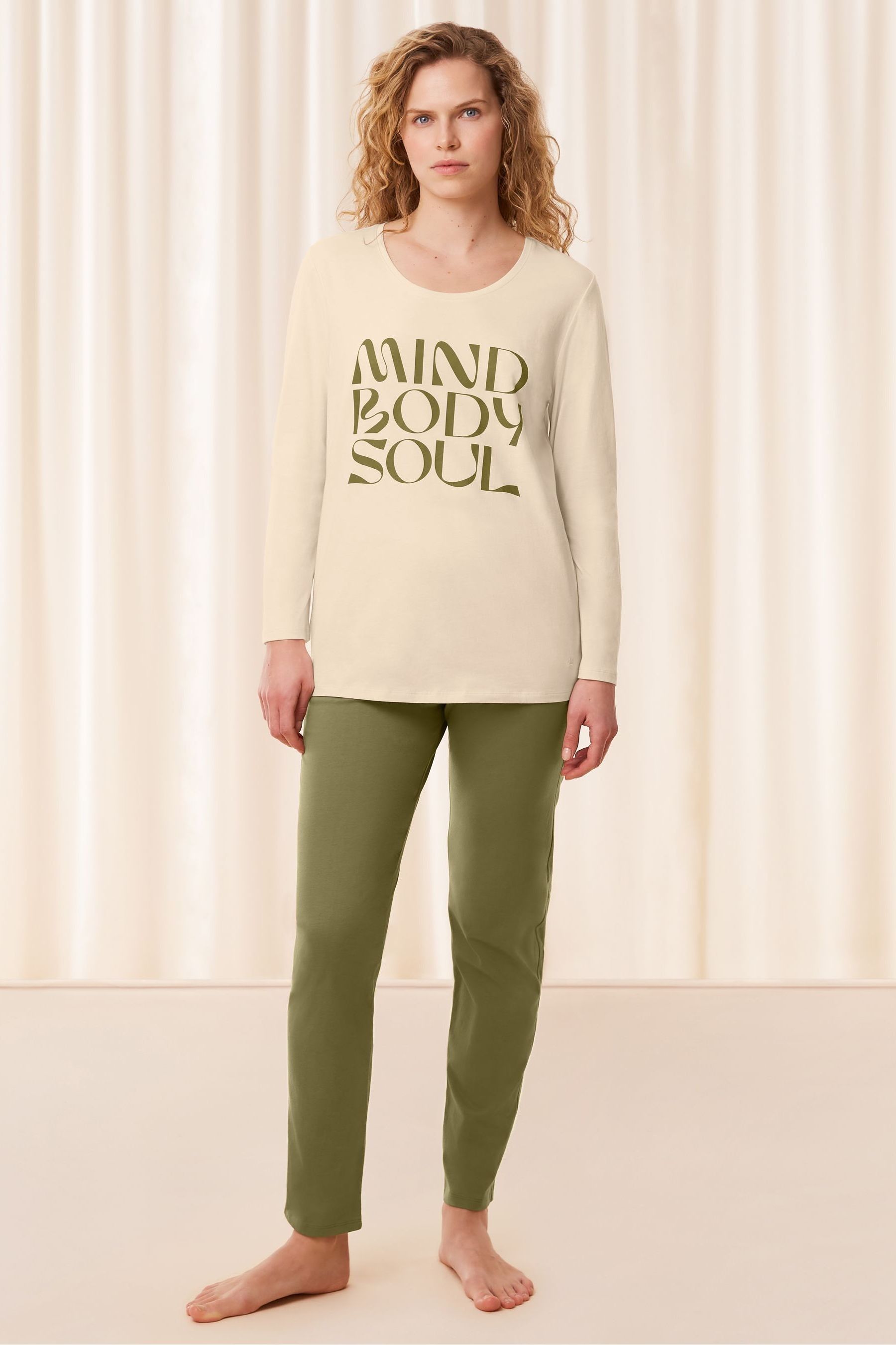 Triumph Green Pyjamas Set 16 Womens