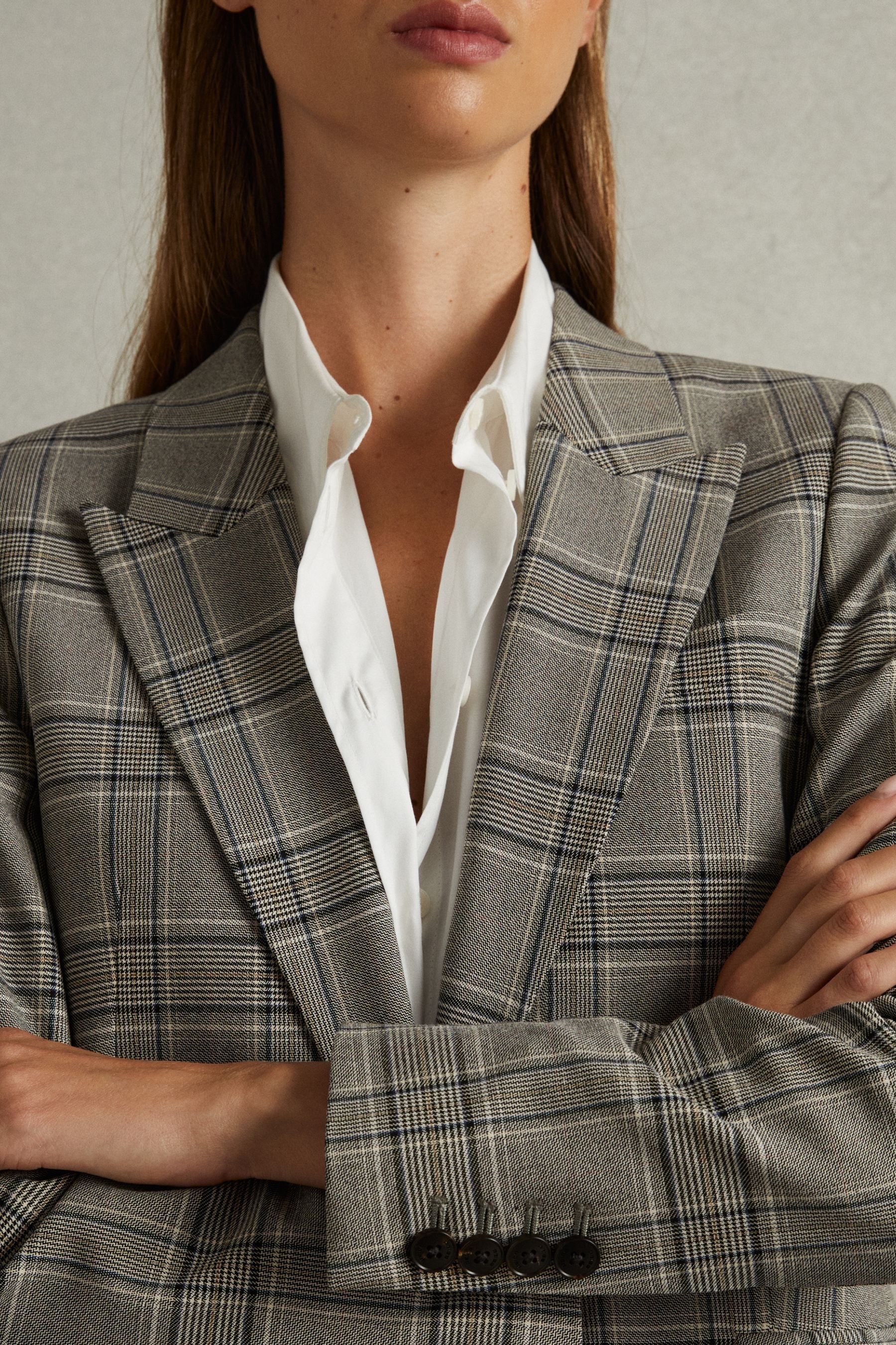 Plaid blazer petite top