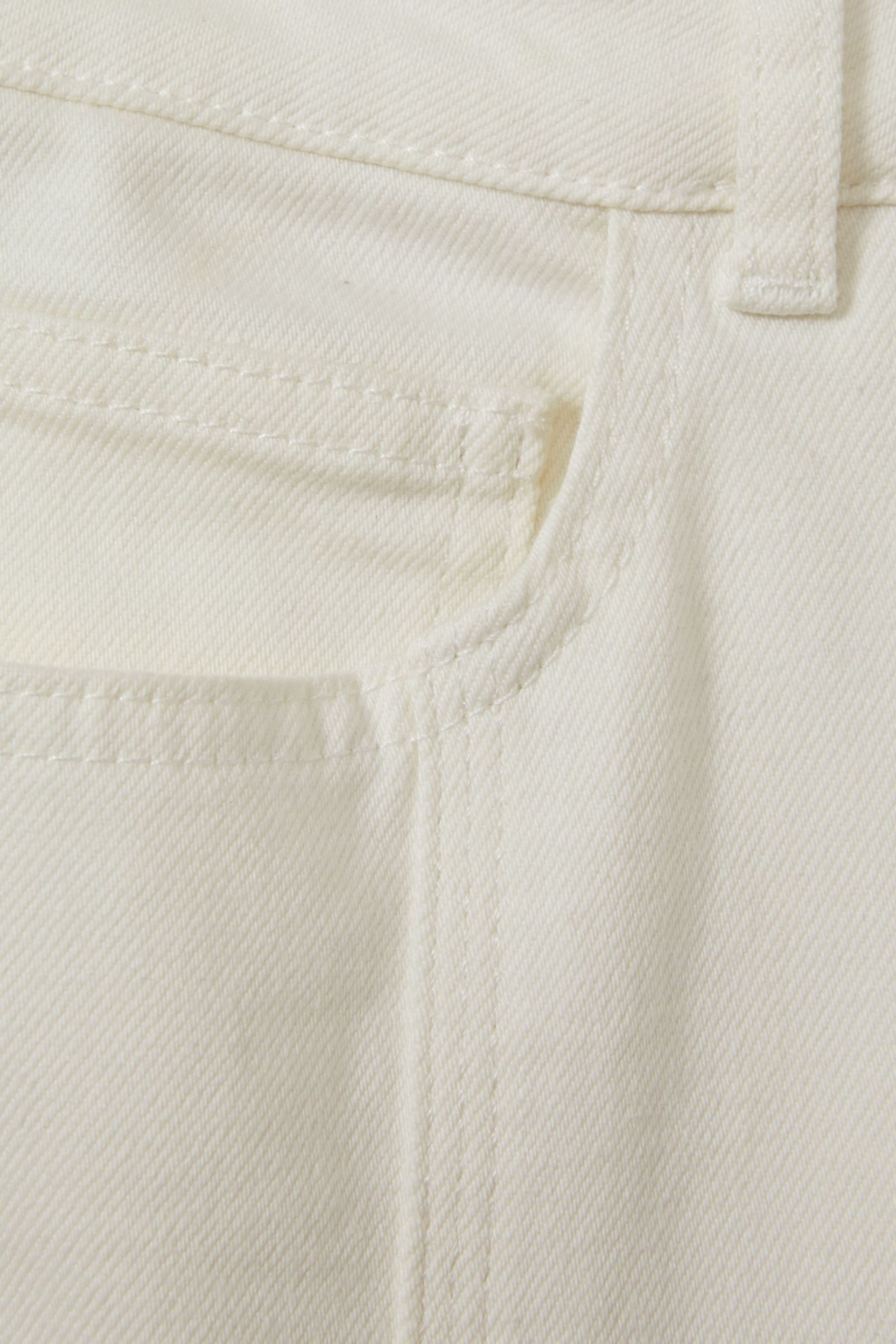 Reiss Ecru Juniper Petite Flared Front Seam Jeans - Image 5 of 6