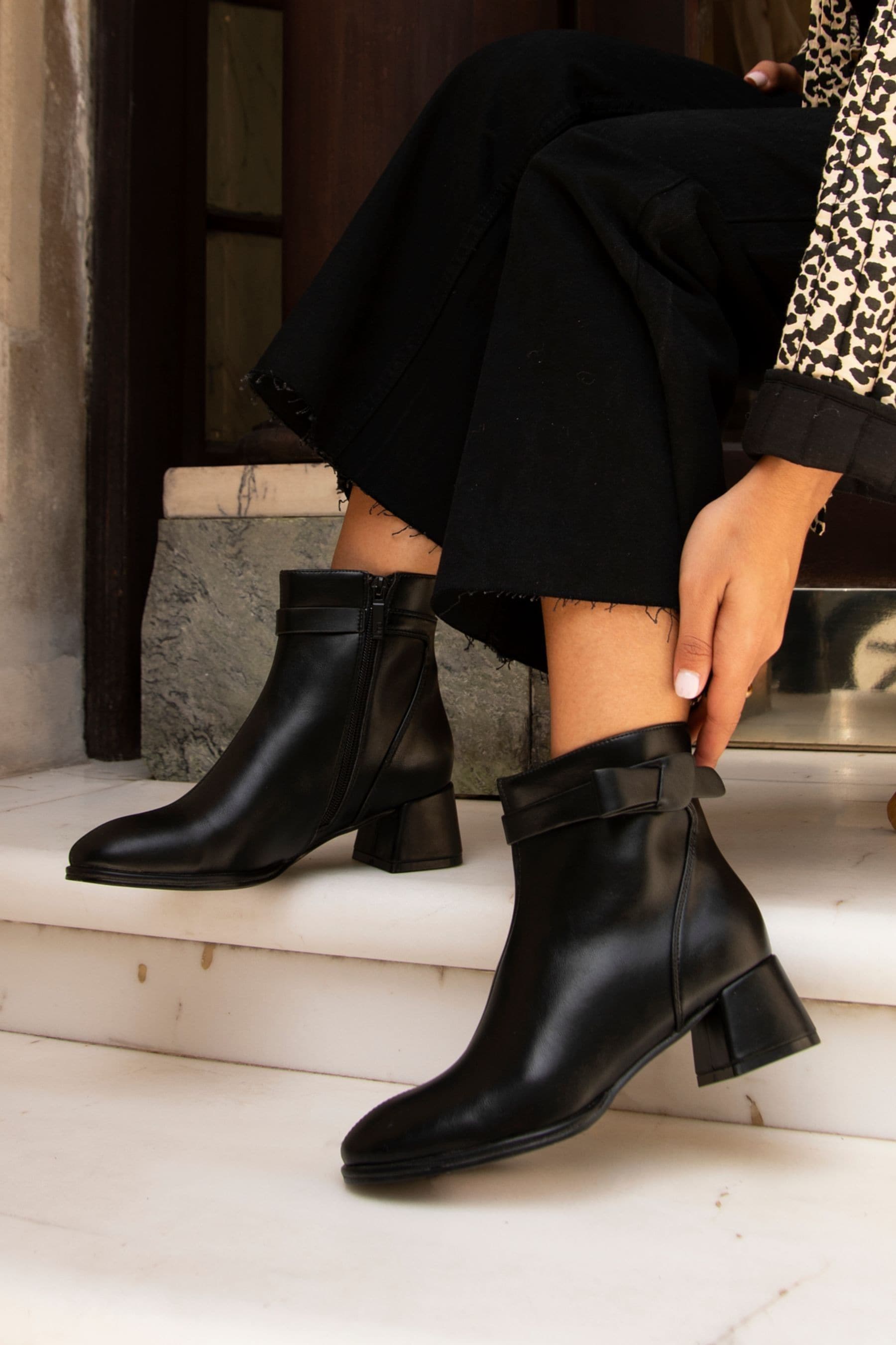 Ankle boots linzi best sale