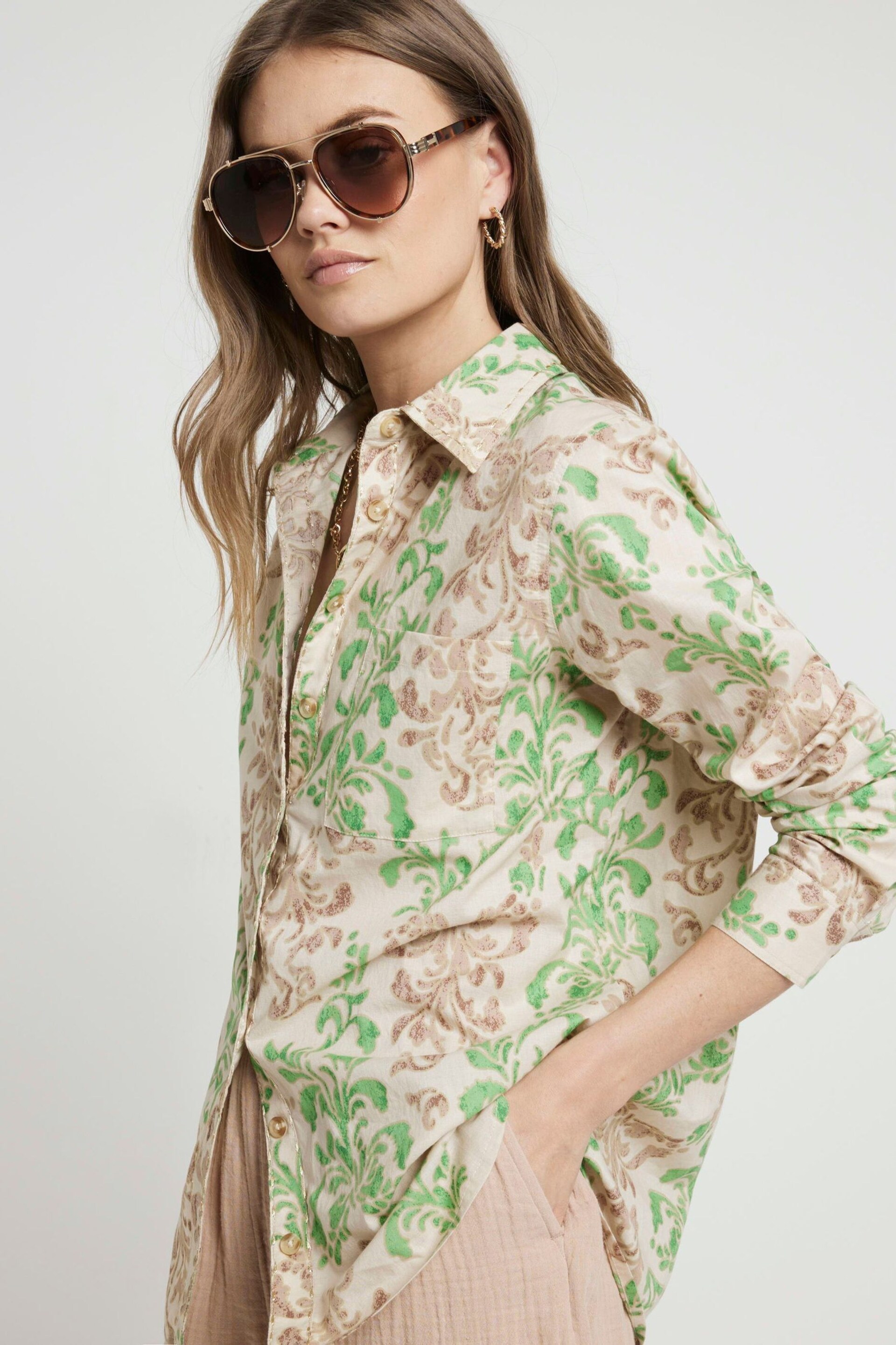 River Island Green Abstract Shirt - Image 2 of 4