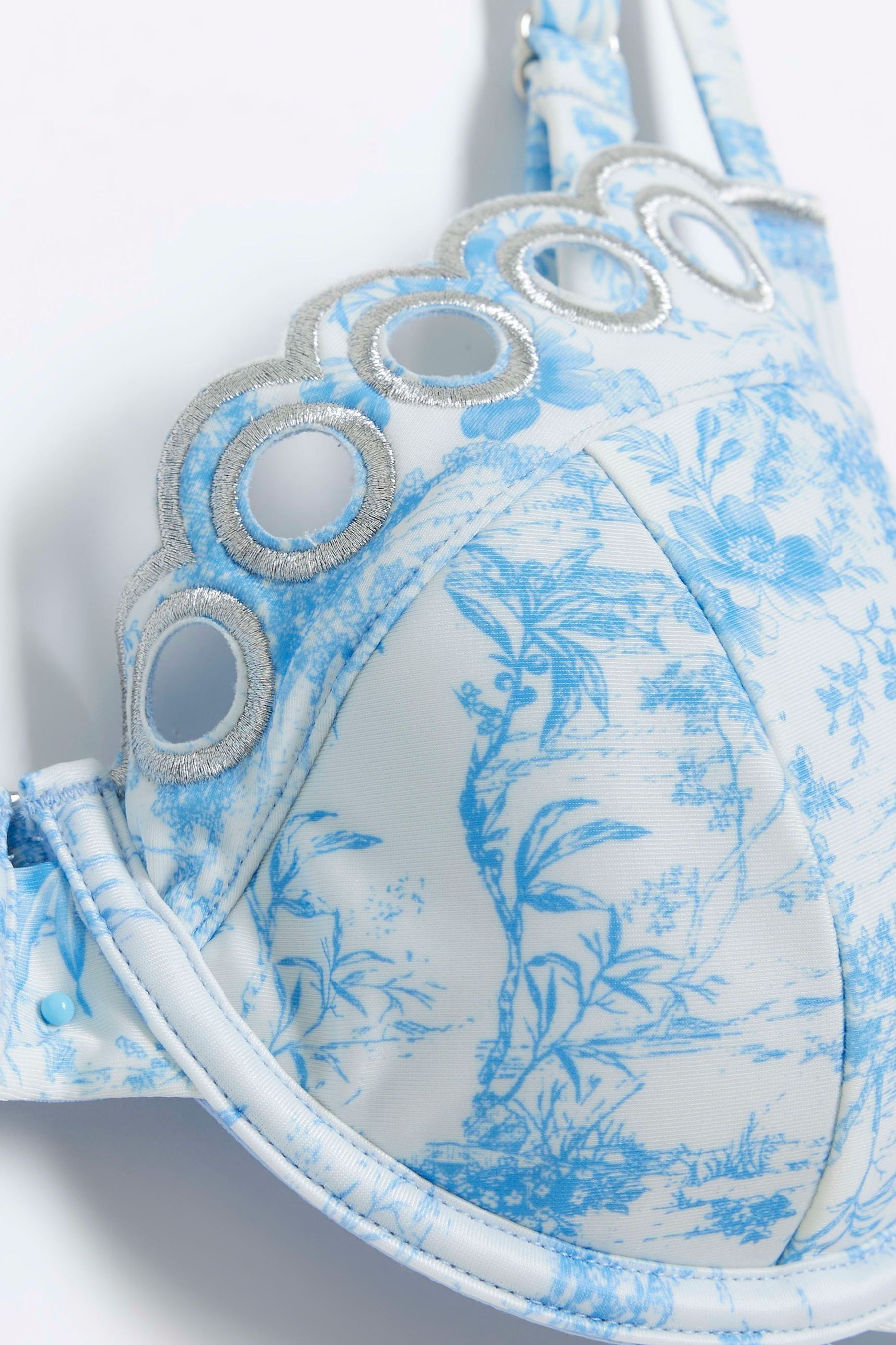 Buy River Island White Floral Scallop Balconette Bikini Top from the Next UK online shop