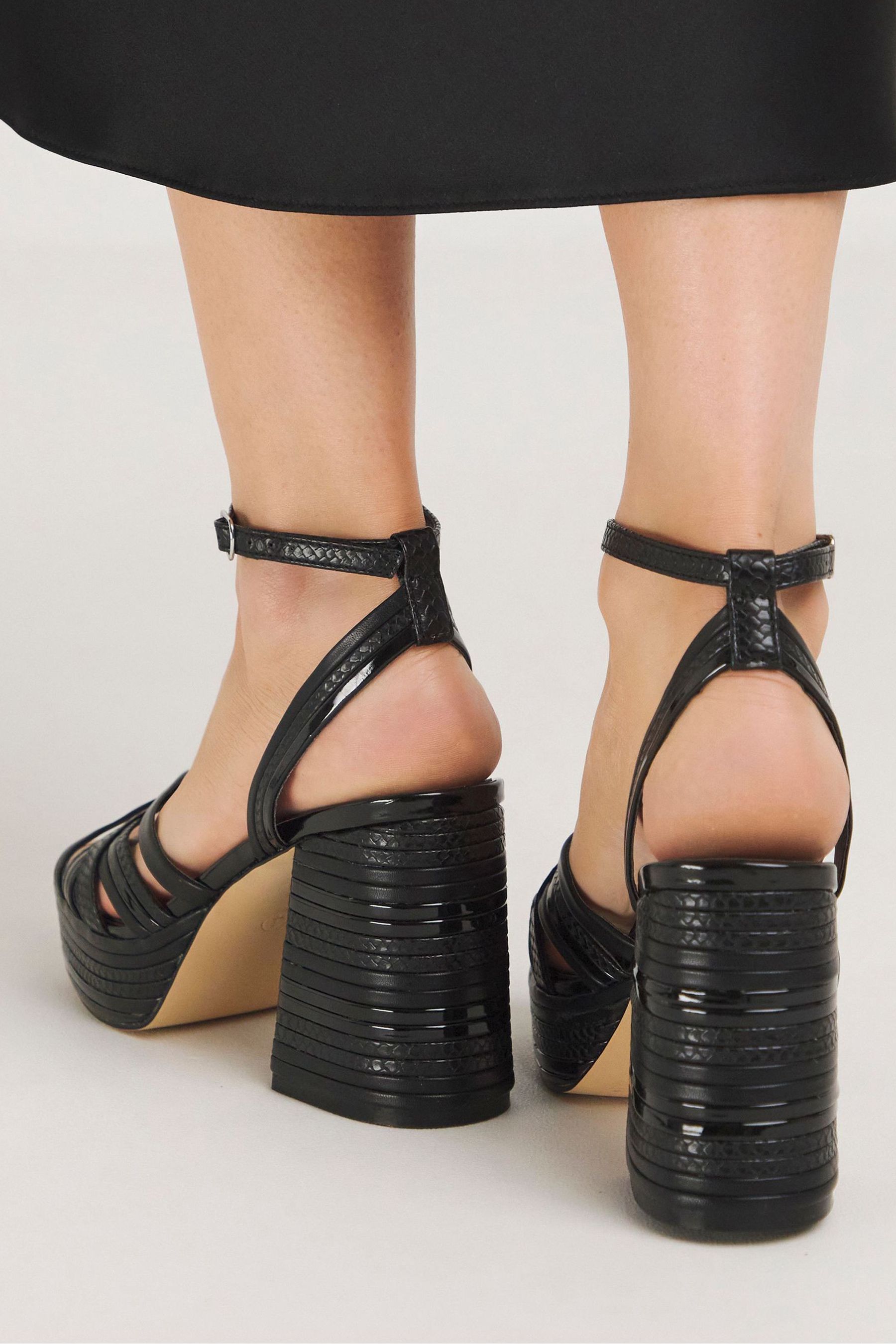 Simply be heels clearance