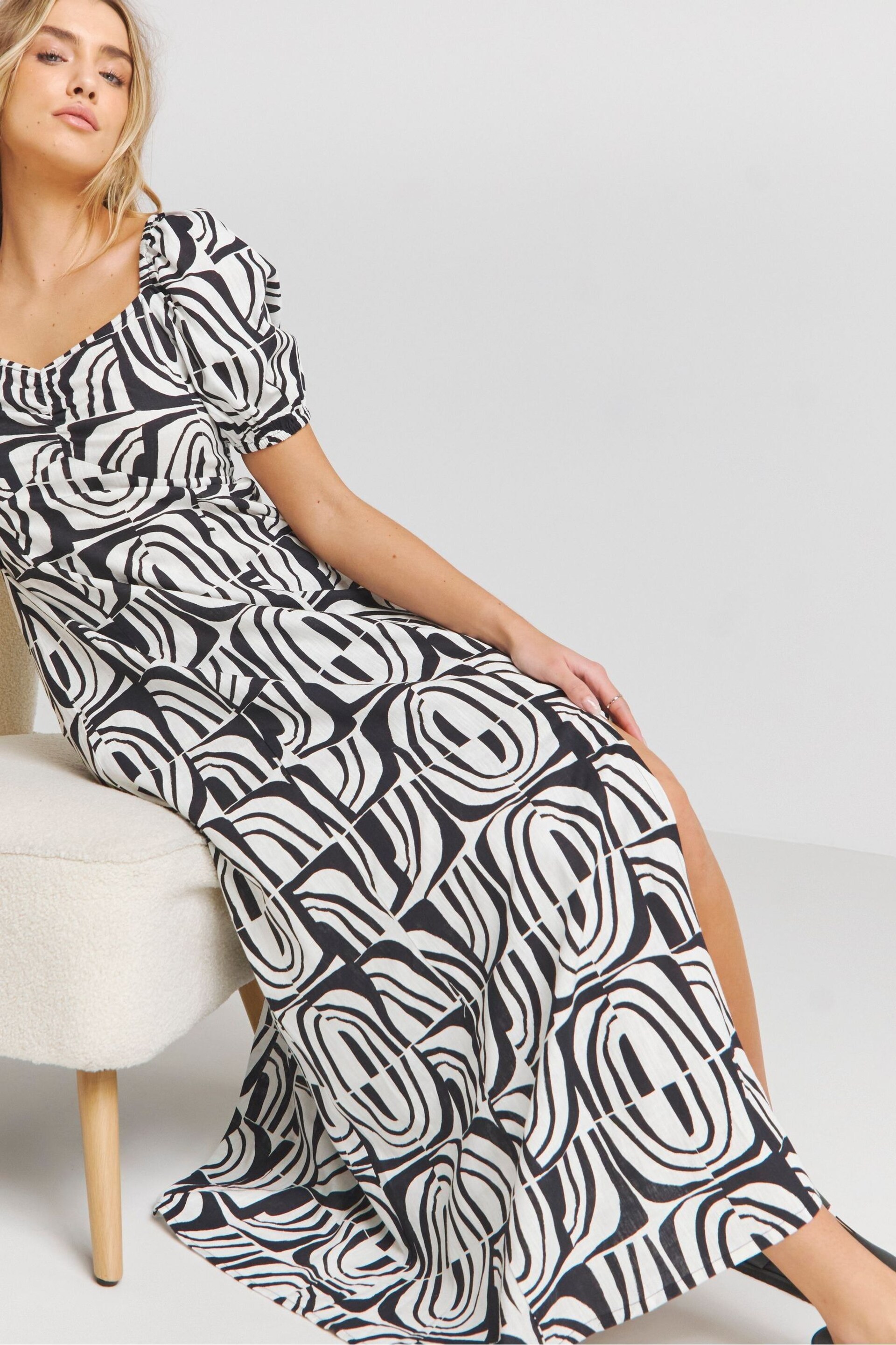Simply Be Black Linen Ruched Front Midi Dress - Image 3 of 4