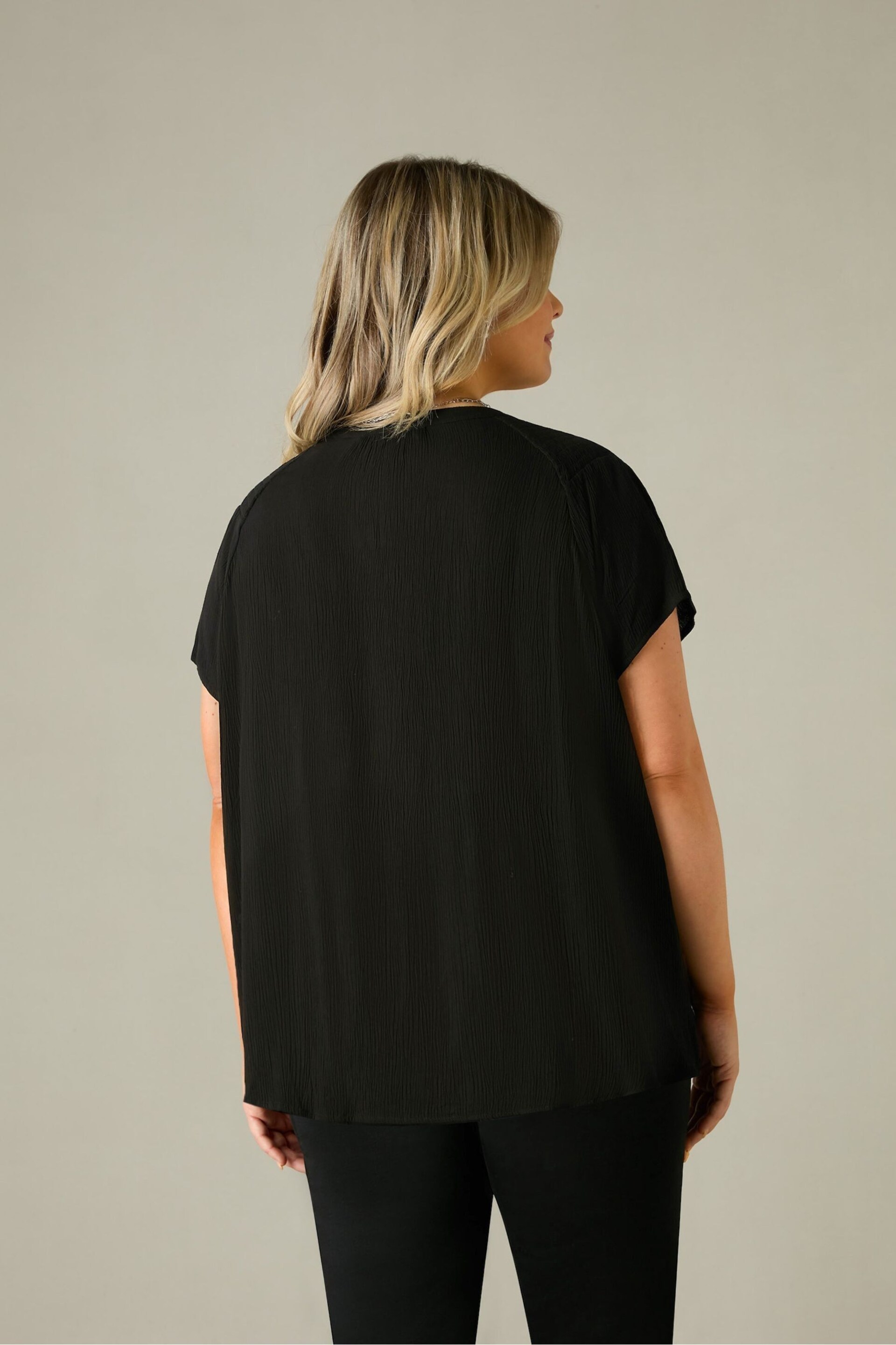 Live Unlimited Curve Crinkle Shirred Shoulder Black Top - Image 3 of 4