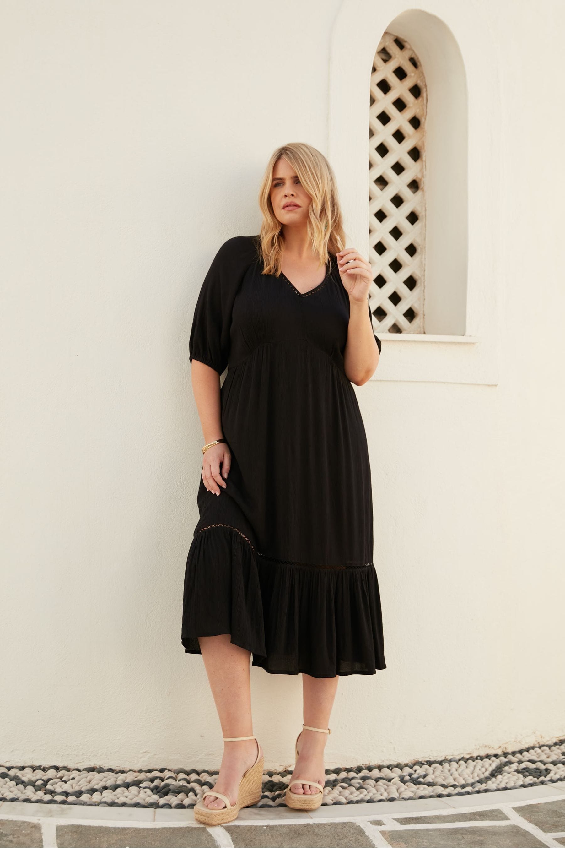 Little black dress curve store