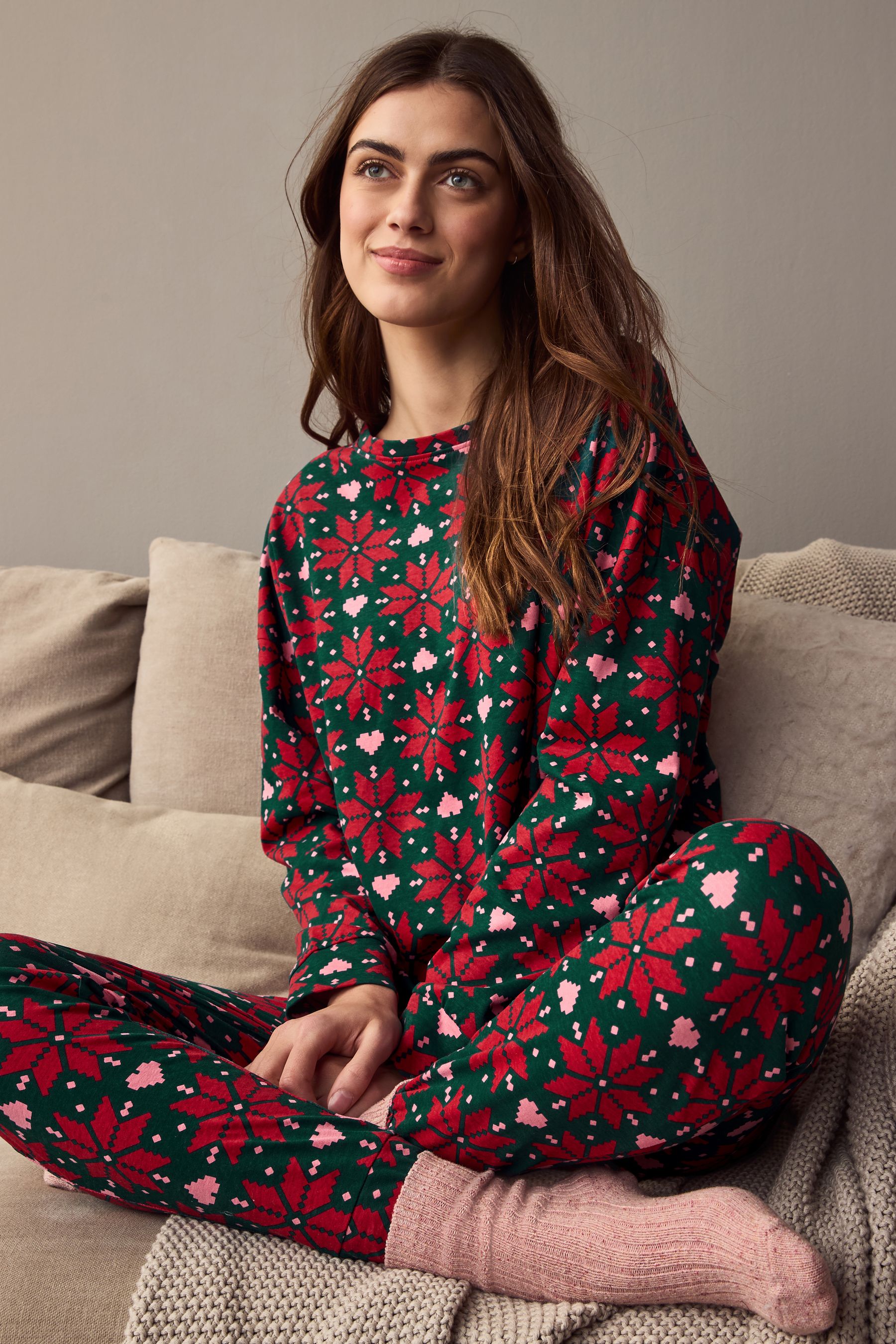 Red and white snowflake pajamas clearance