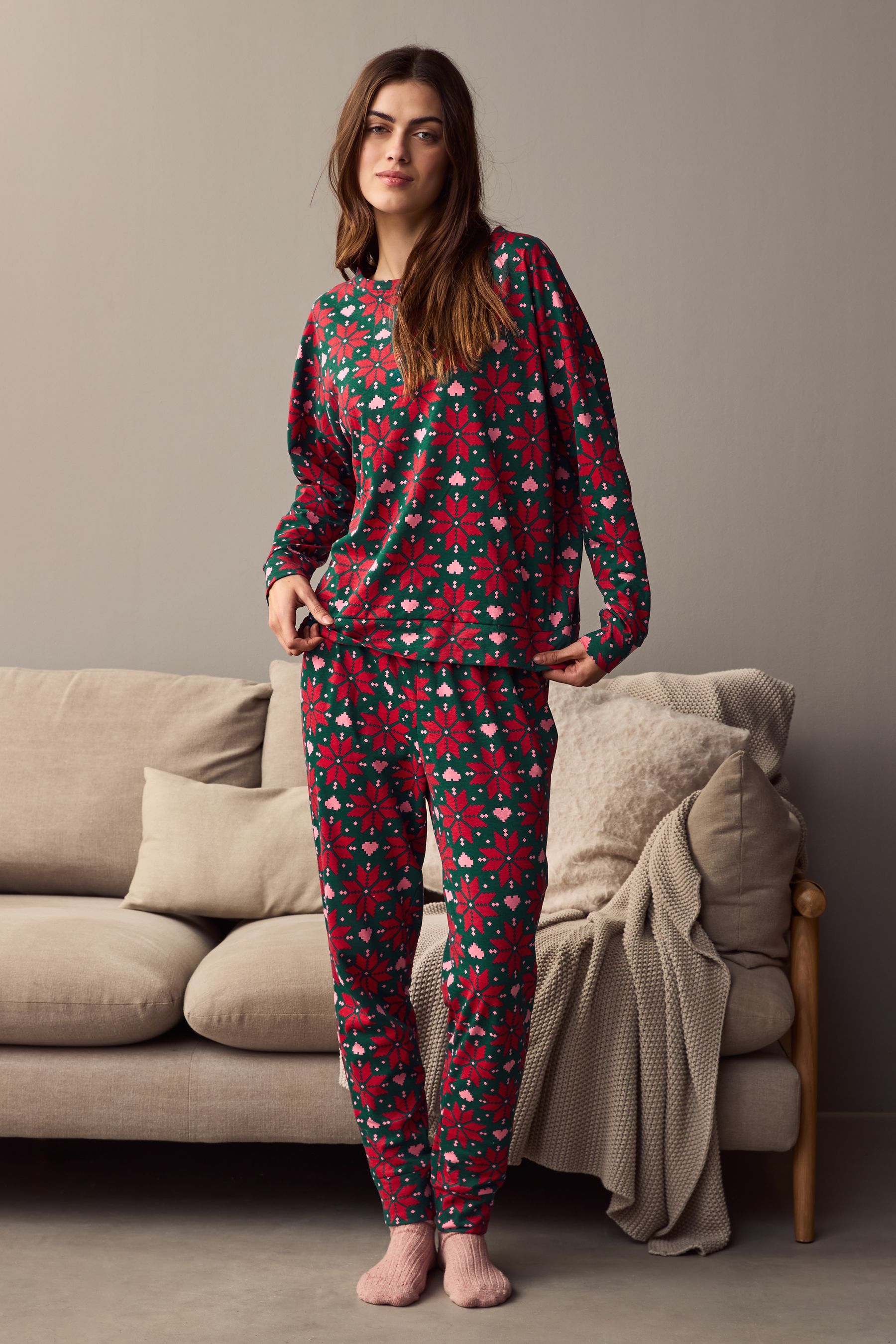 Red and white snowflake pajamas 2025