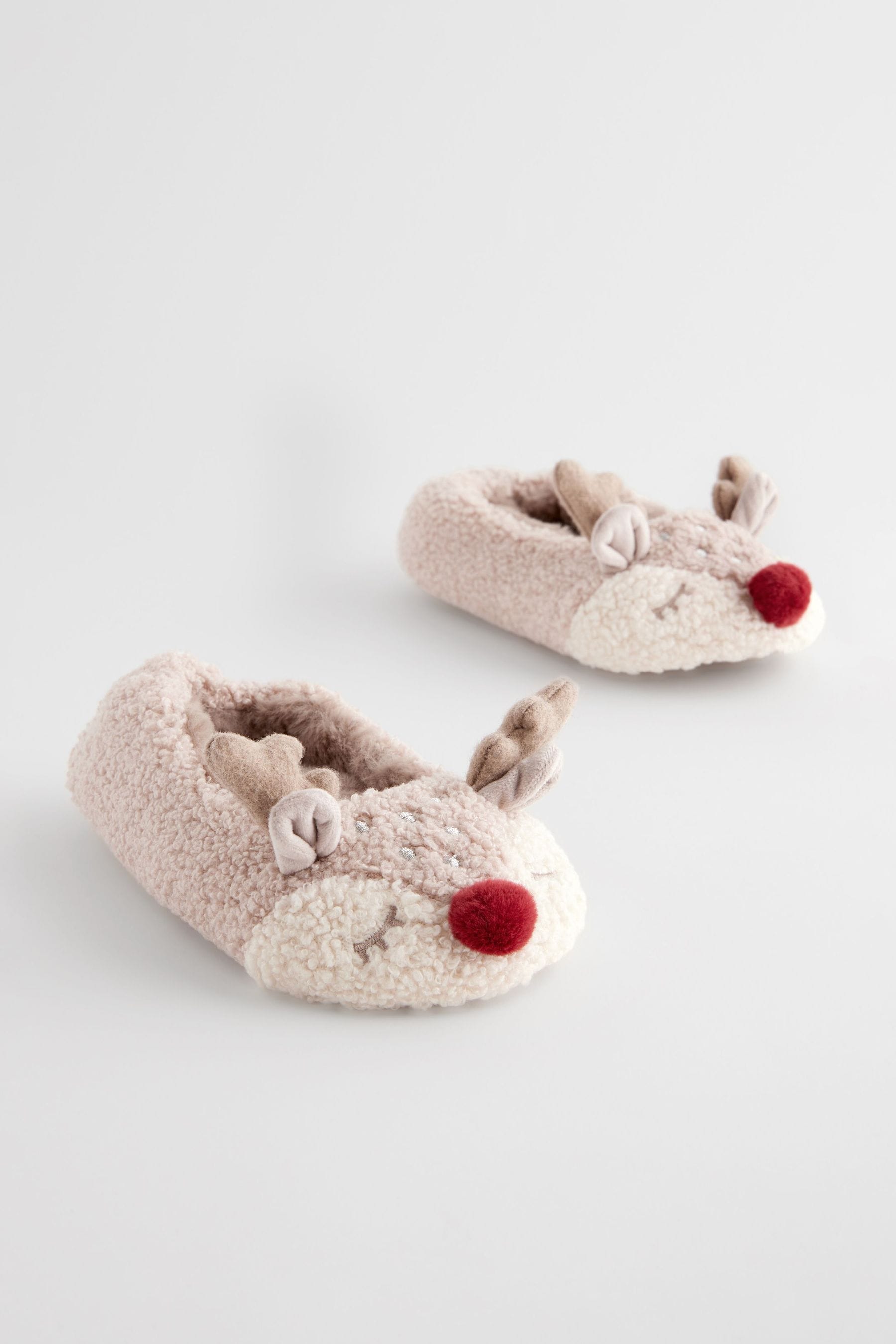 Rudolph slippers discount