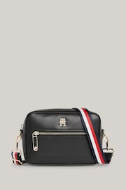 Tommy Hilfiger Iconic Tommy Camera Black Bag - Image 2 of 5