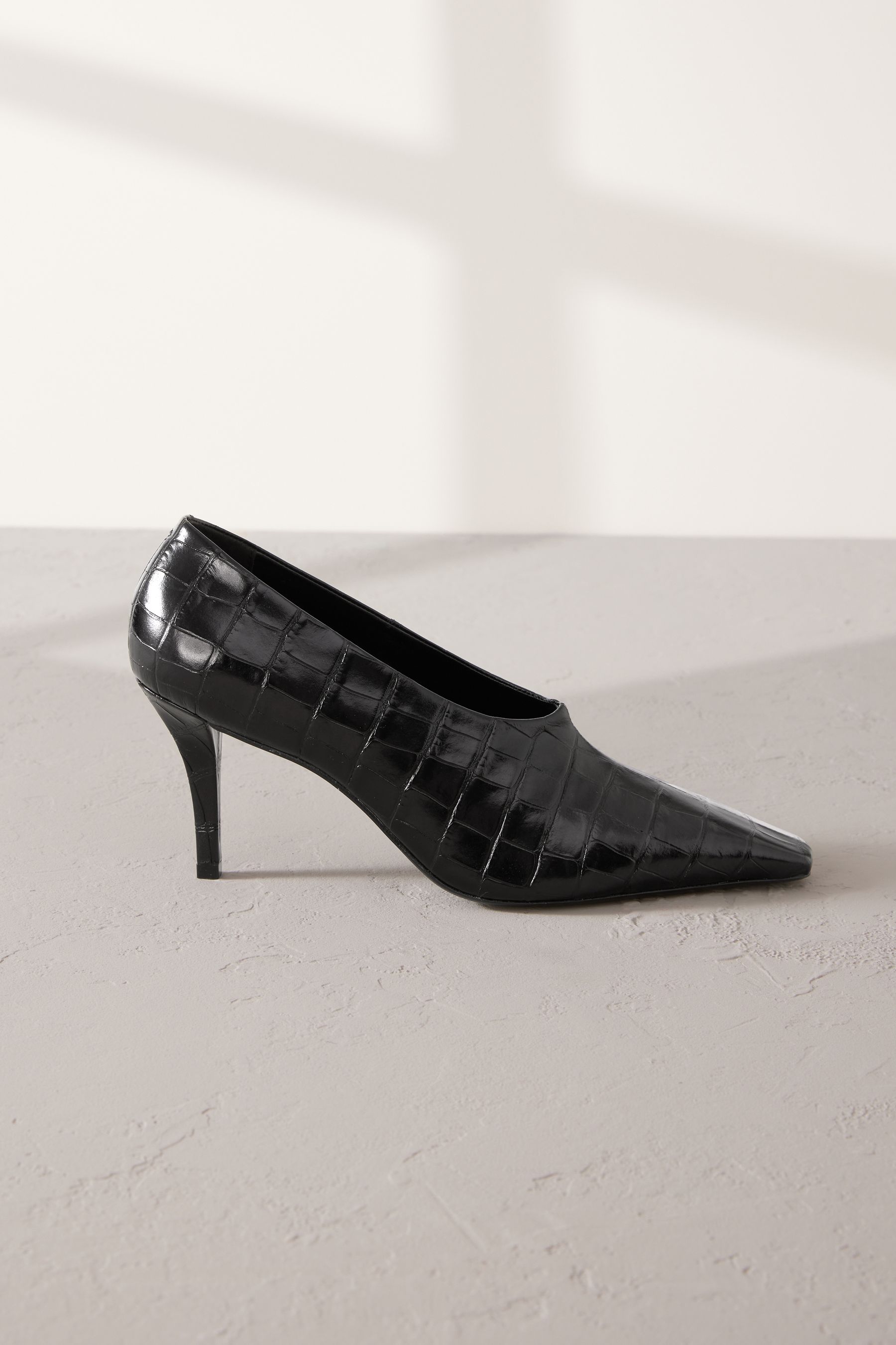 High cut court shoes uk top