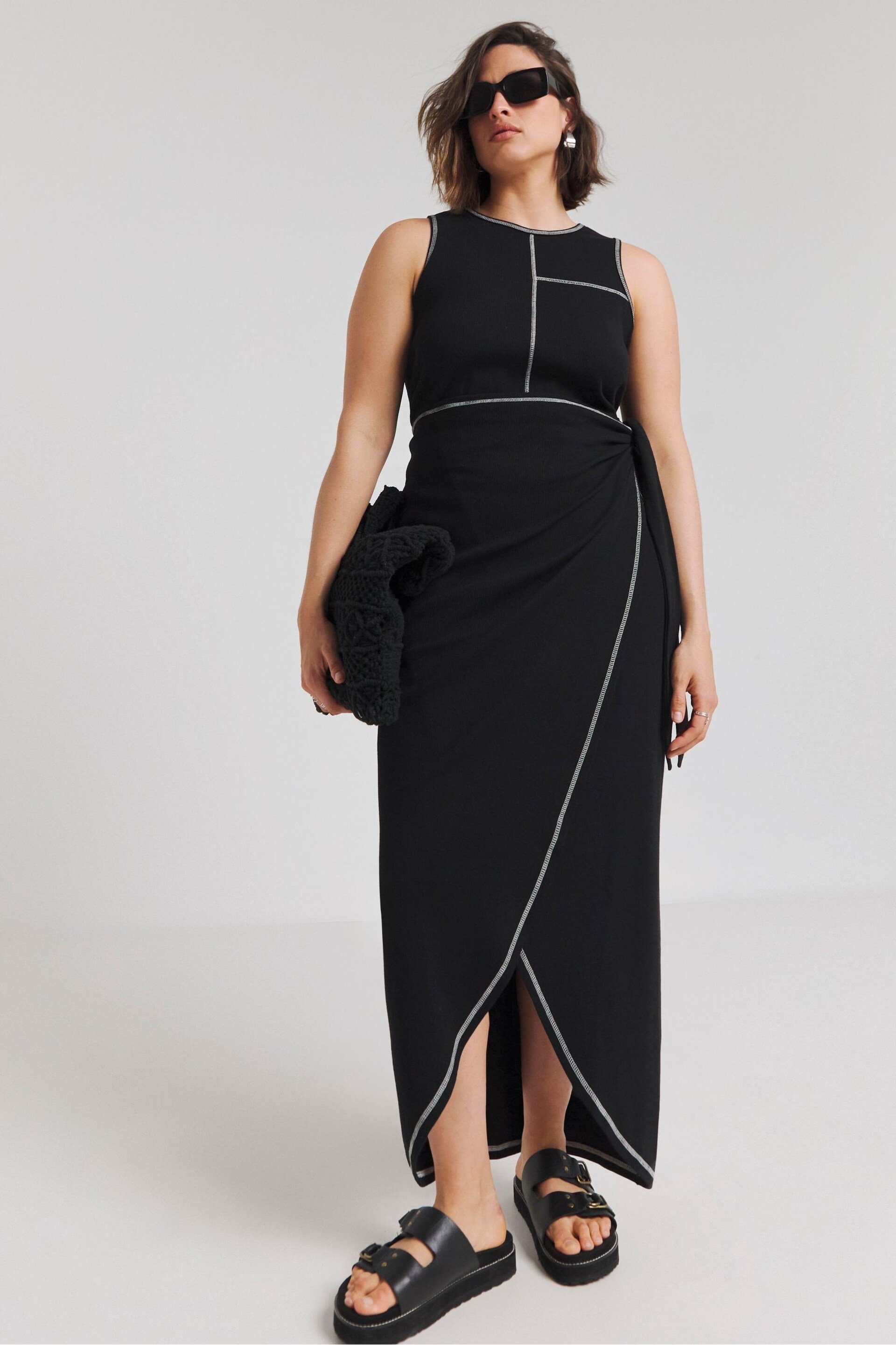 Simply Be Black Exposed Seam Wrap Maxi Dress - Image 3 of 4