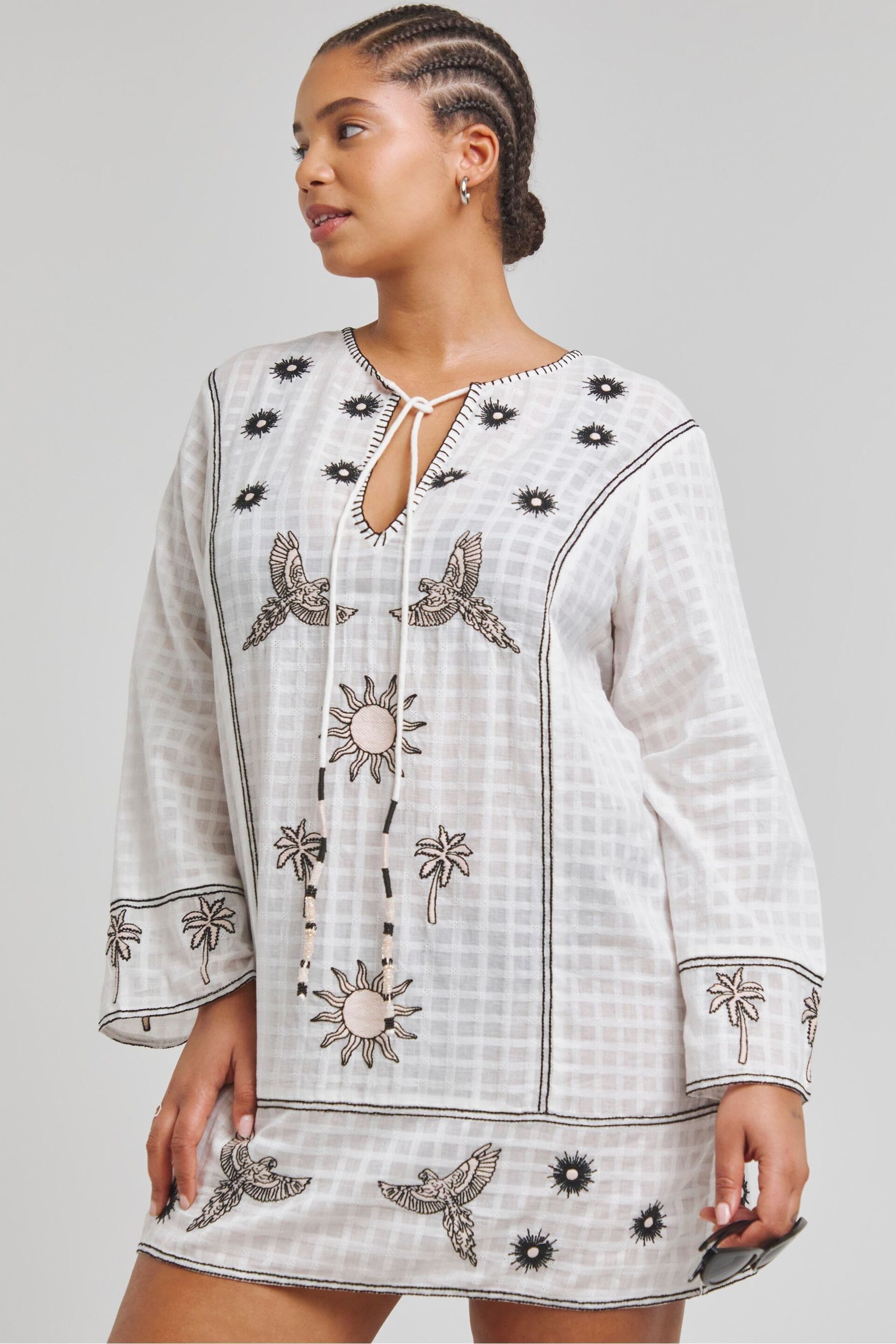 Figleaves Mystical Craft Embroidered White Kaftan - Image 1 of 4