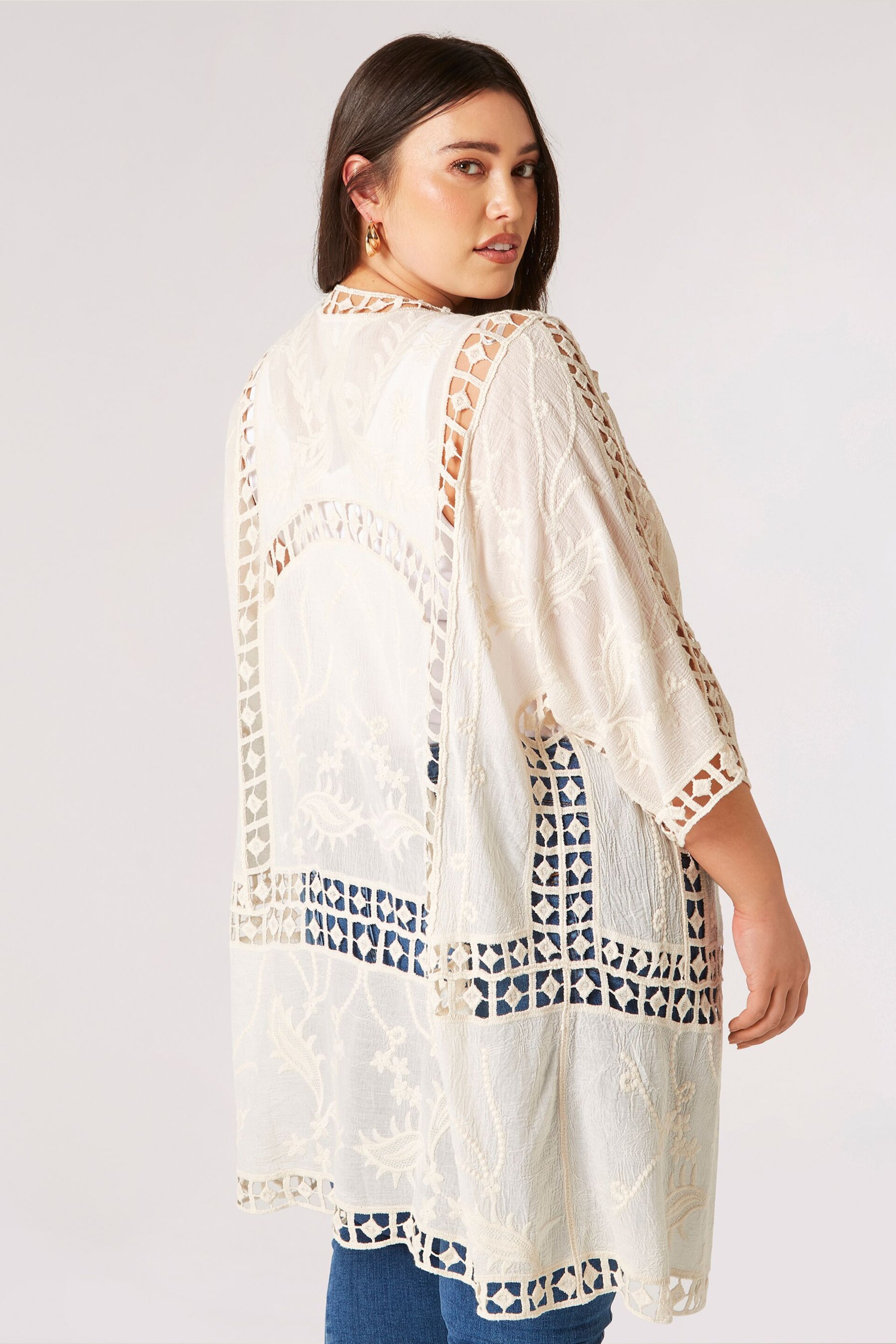 Apricot Cream Embroidered Longline Kimono - Image 3 of 4