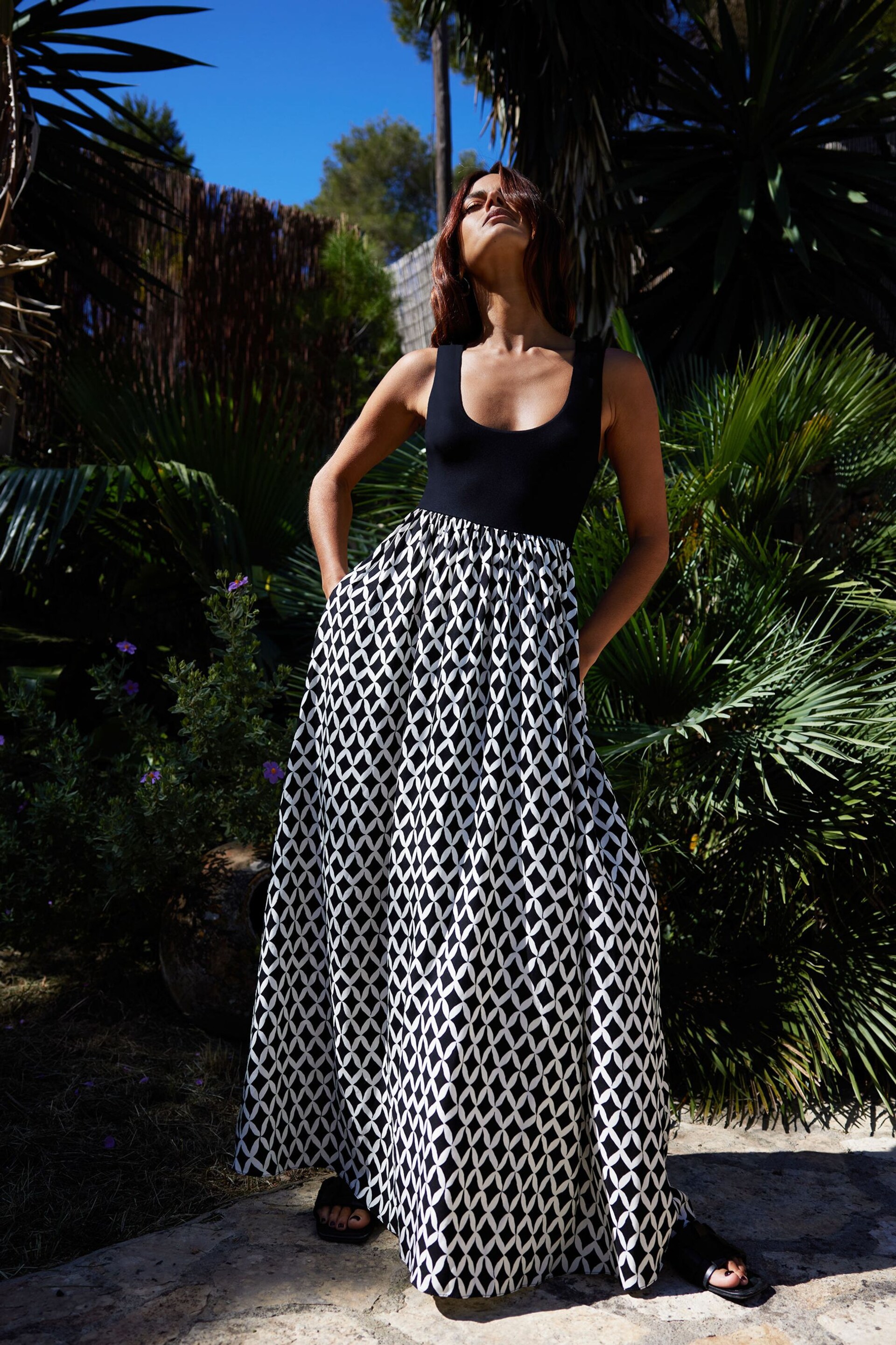 Ro&Zo Mono Geo Print Skirt Maxi Black Dress - Image 2 of 5