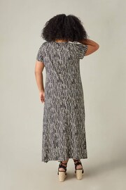 Live Unlimited Curve Mono Spot Print Jersey V-Neck Midaxi Black Dress - Image 5 of 5