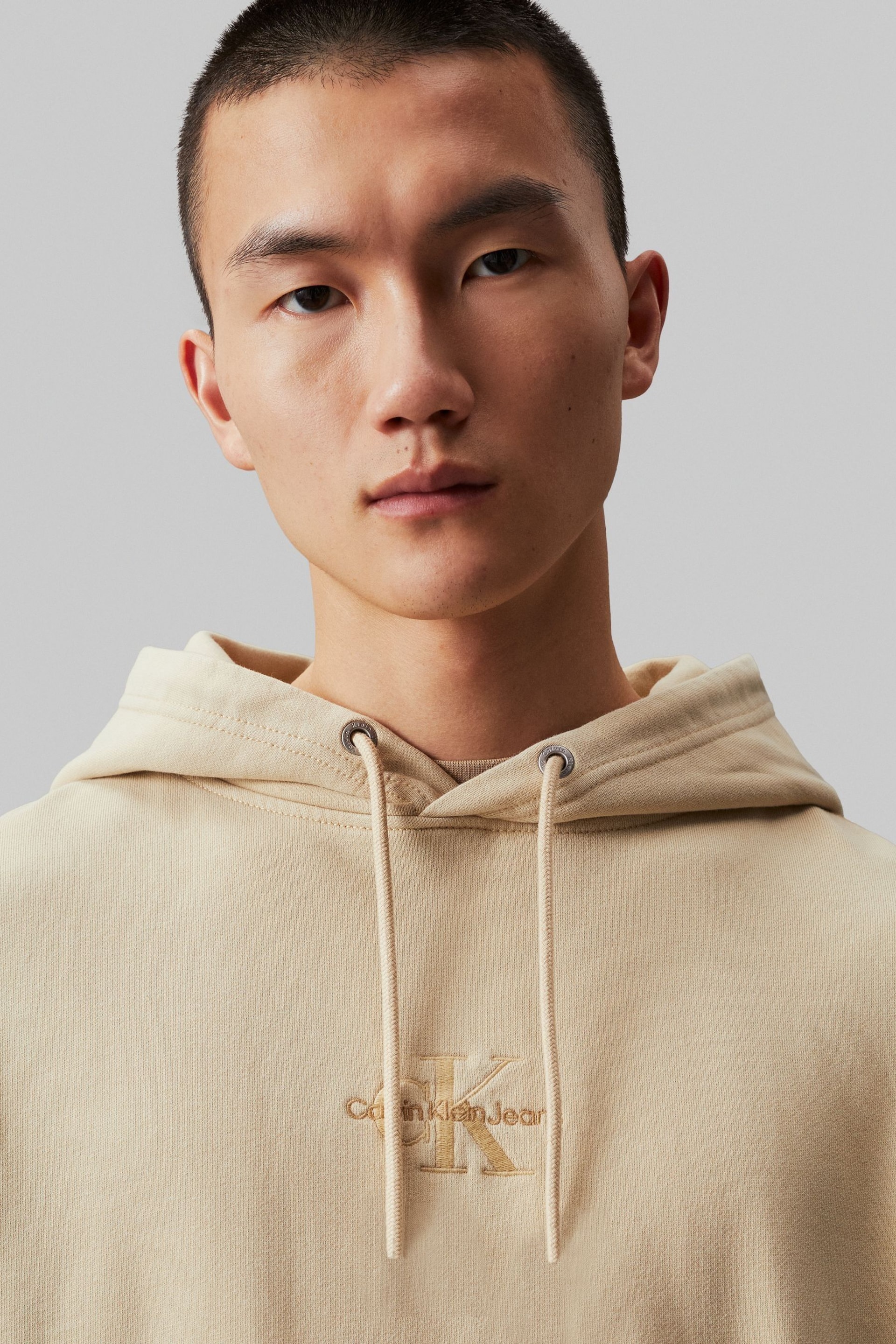 Calvin Klein Jeans Cream Washed Monologo Hoodie - Image 2 of 5