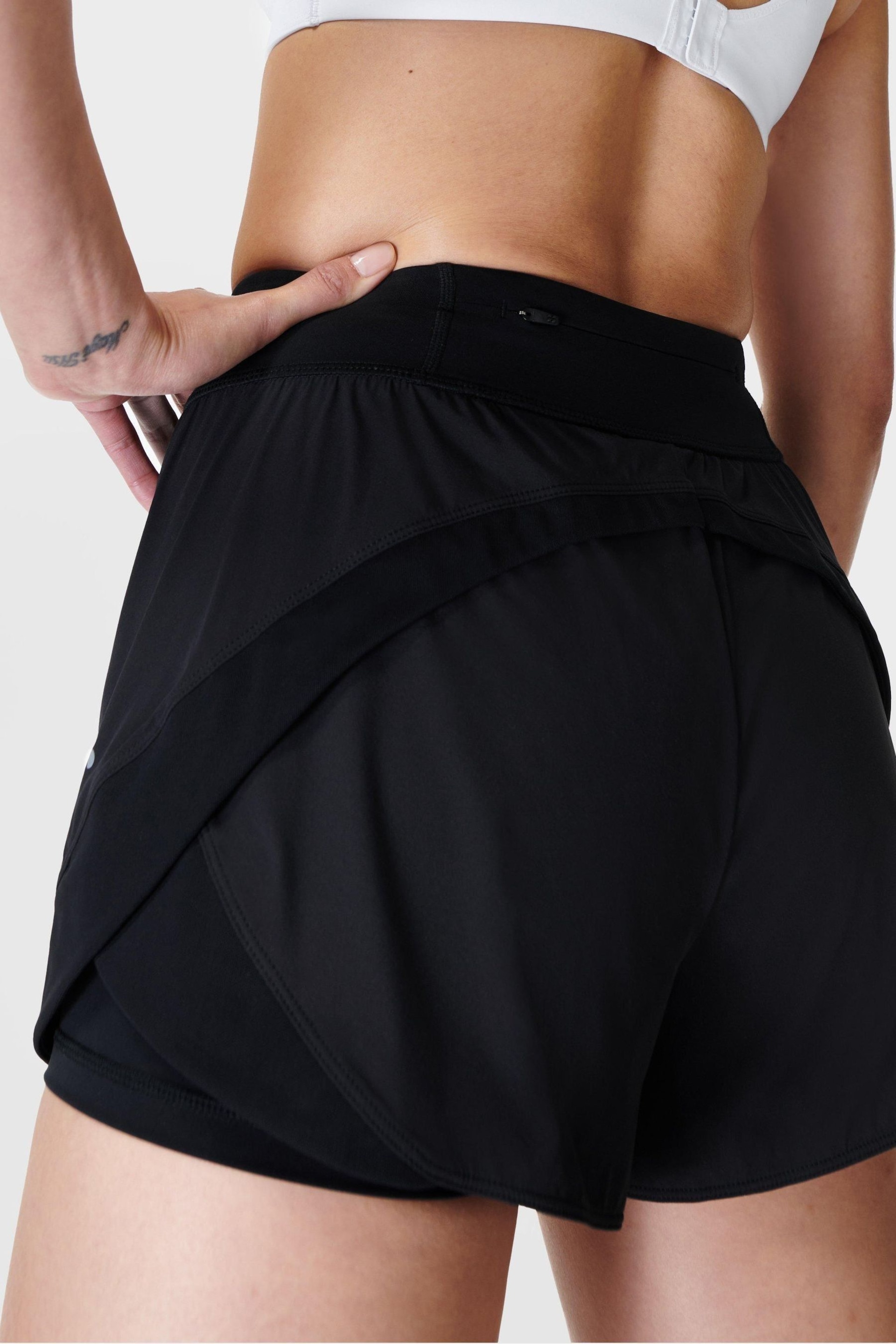 Sweaty Betty Black Tempo Run Shorts - Image 4 of 8