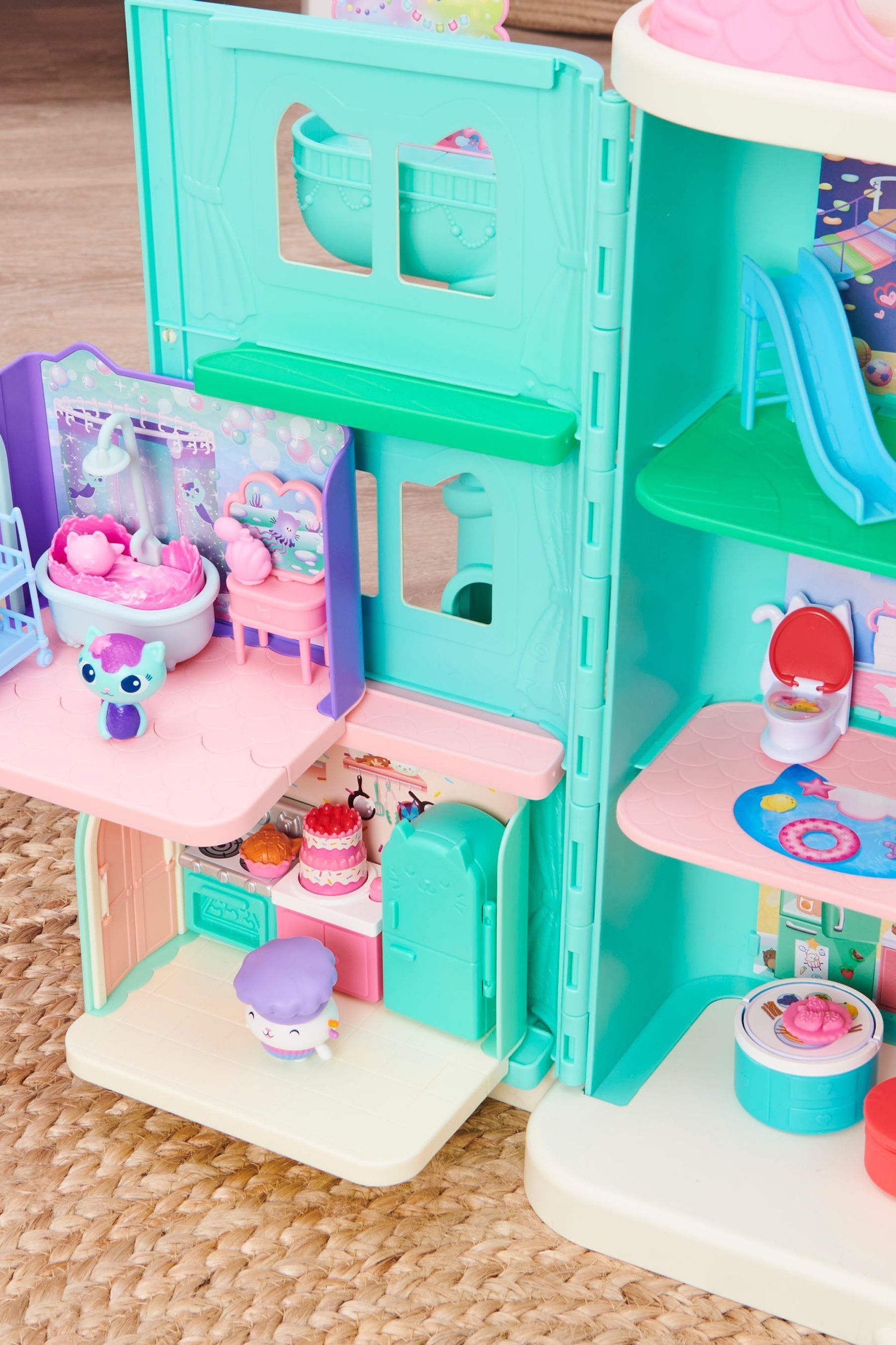 Dollhouse playset cheap