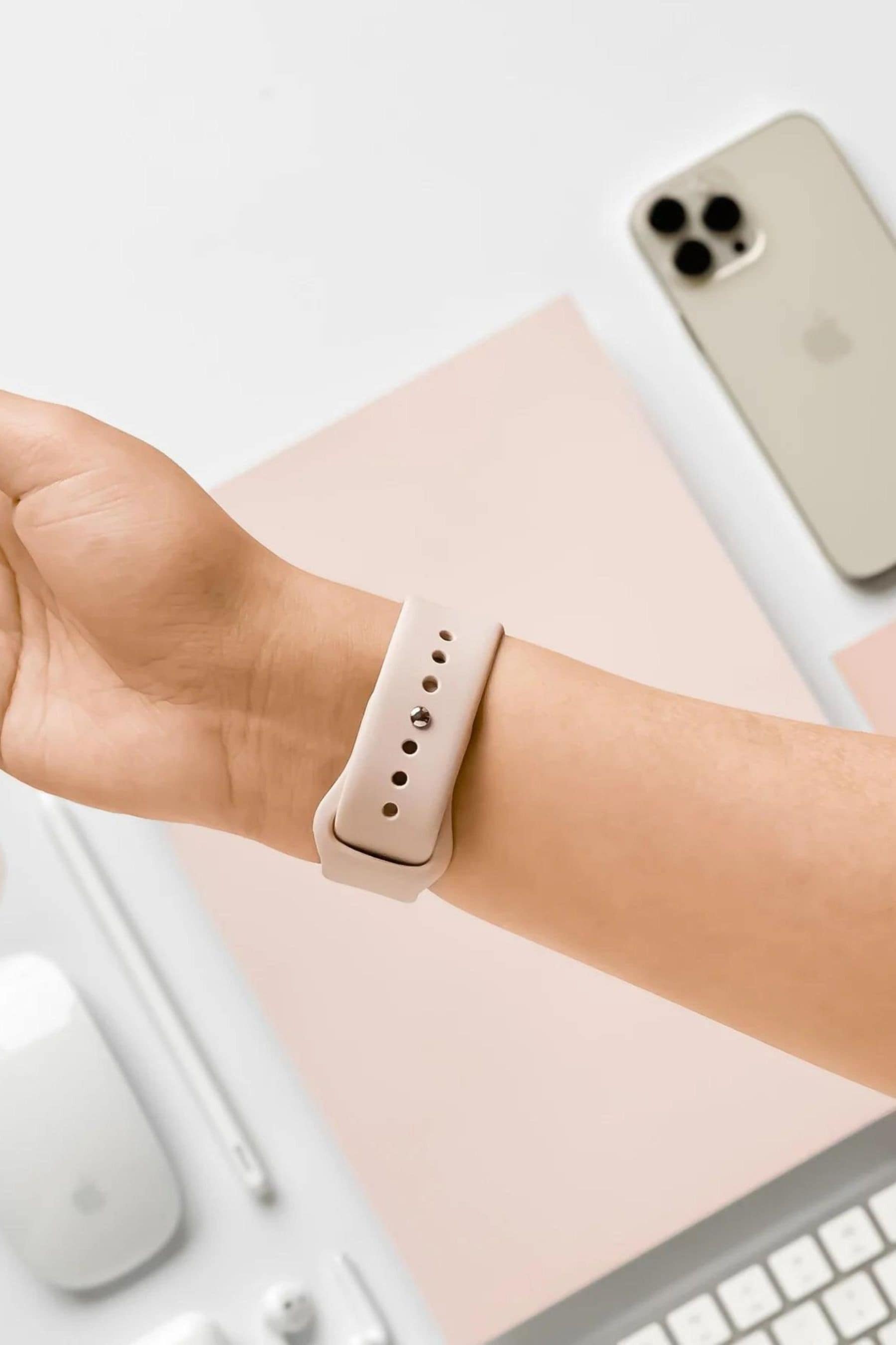 Pink sand strap apple watch 2025