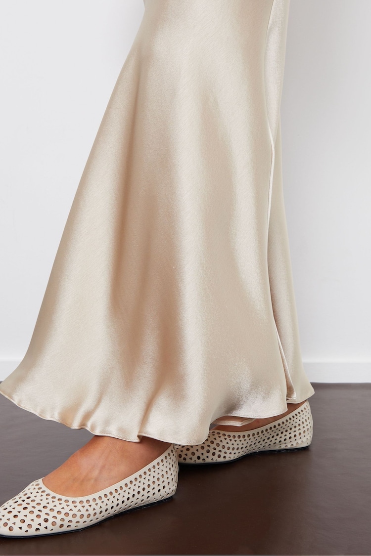 Threadbare Gold Satin Maxi Slip Skirt - Image 5 of 5