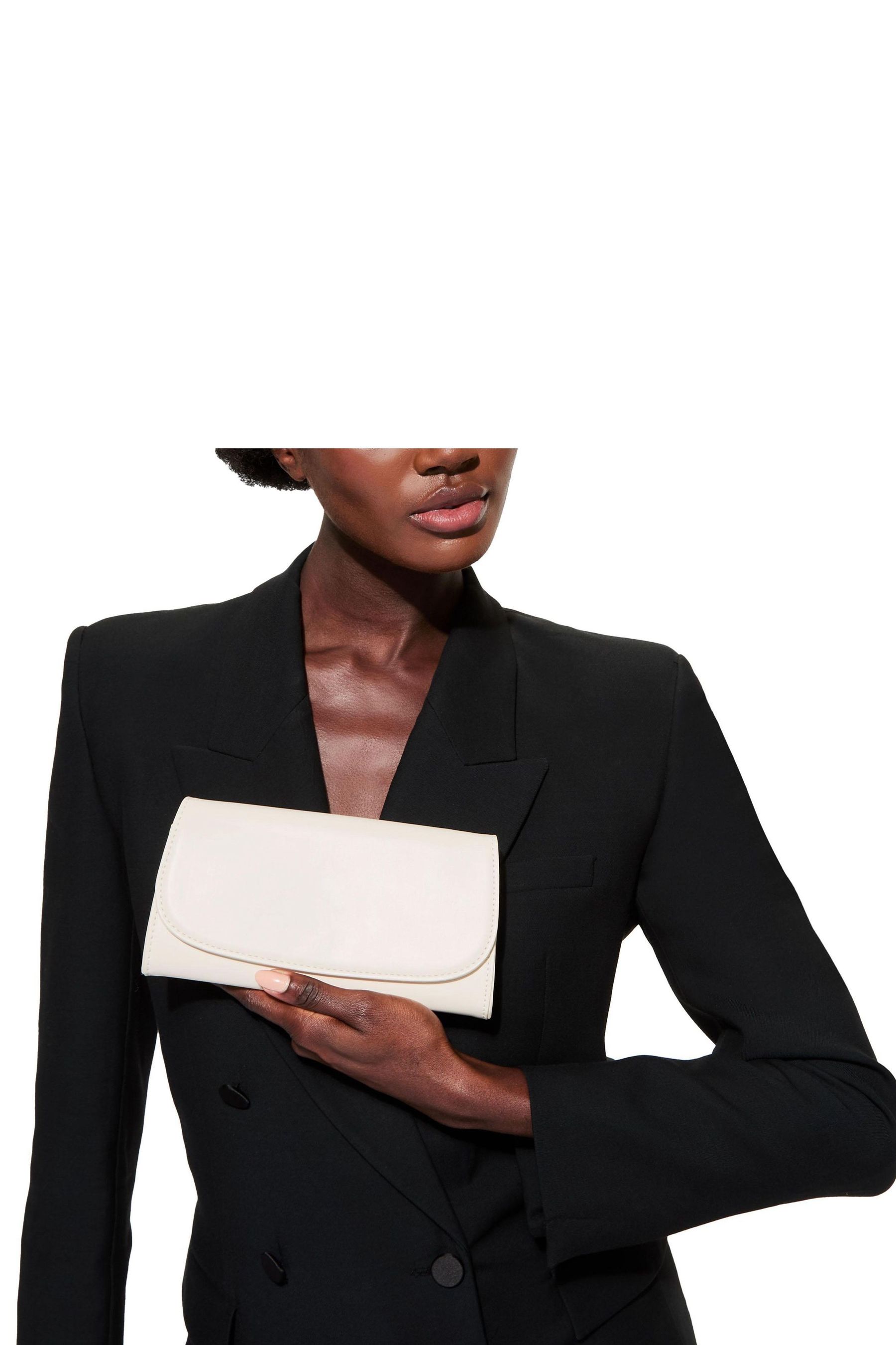 Kurt geiger white clutch bag 2025