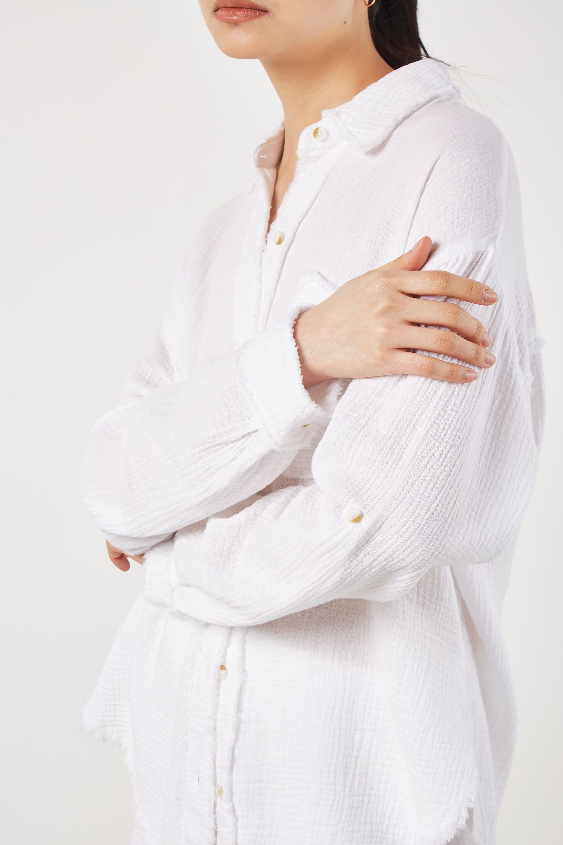 Apricot White Fringed Detail Oversized Tetra Shirt - Image 4 of 5