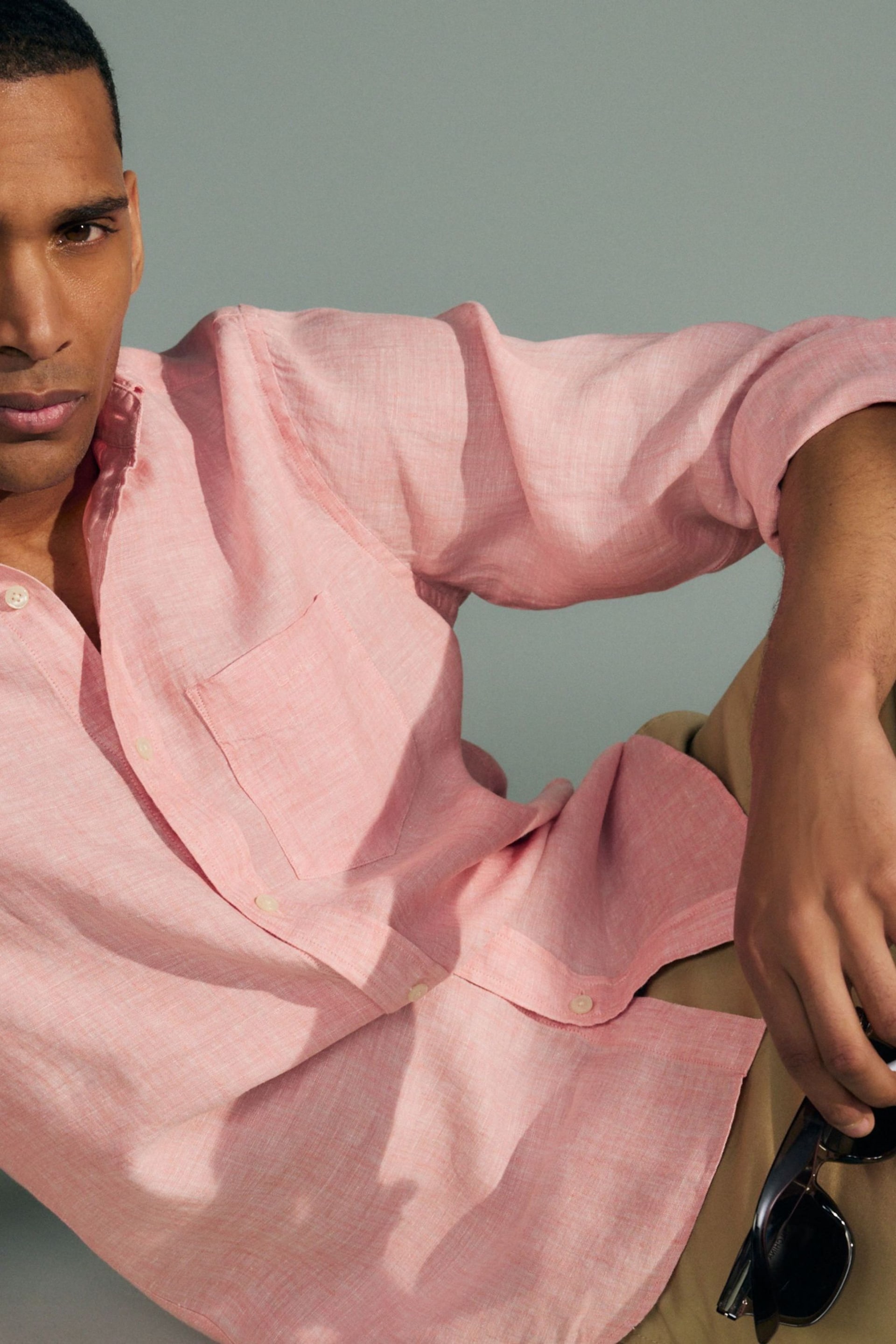 GANT Pink Regular Linen Shirt - Image 2 of 4