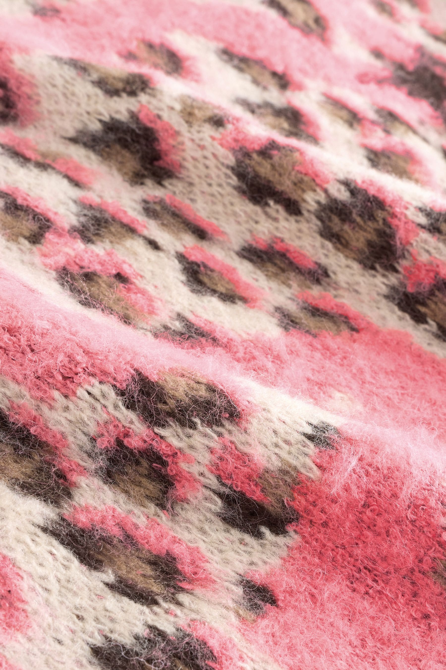 Red jumper with leopard print star deals