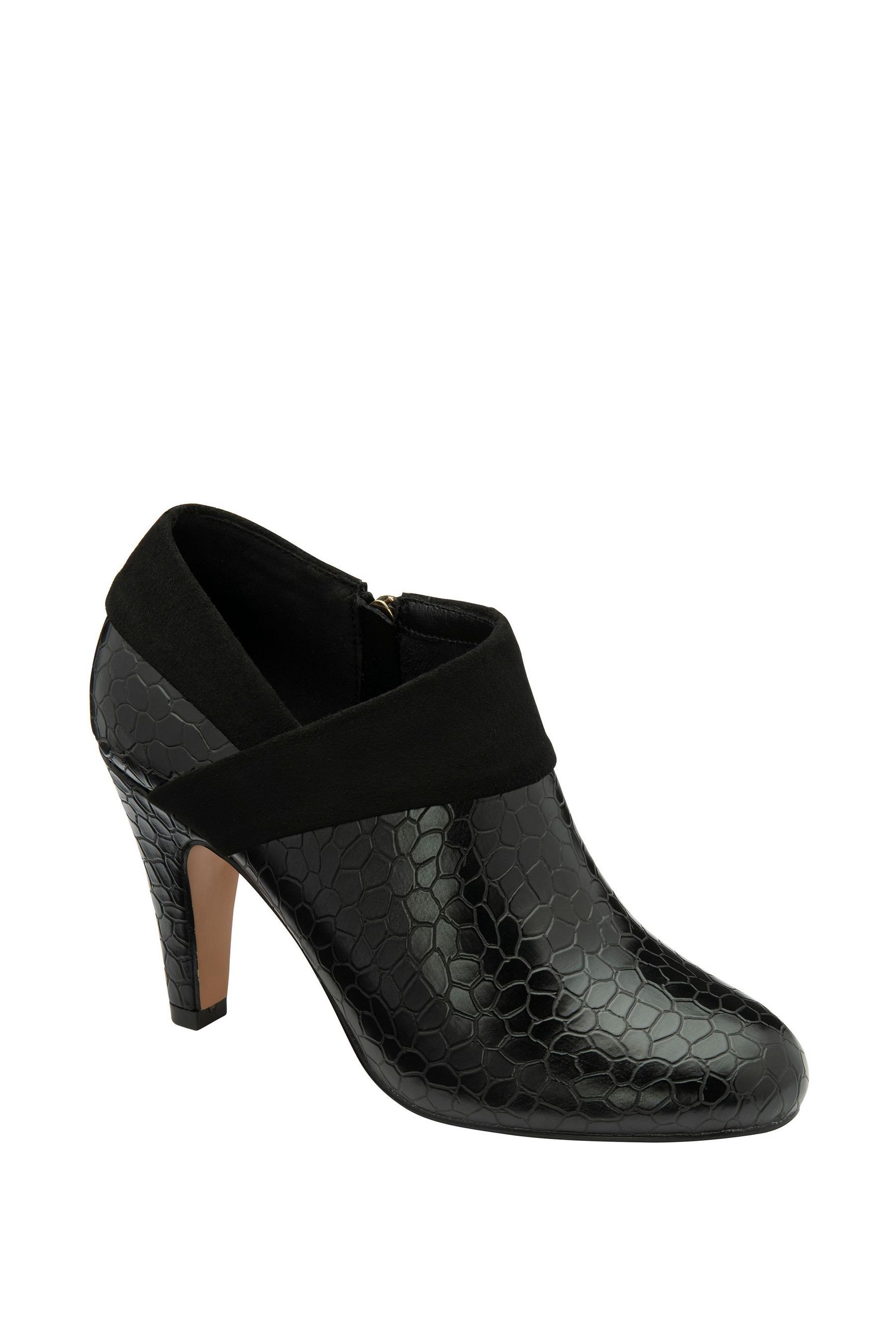 Lotus shoe boots sales