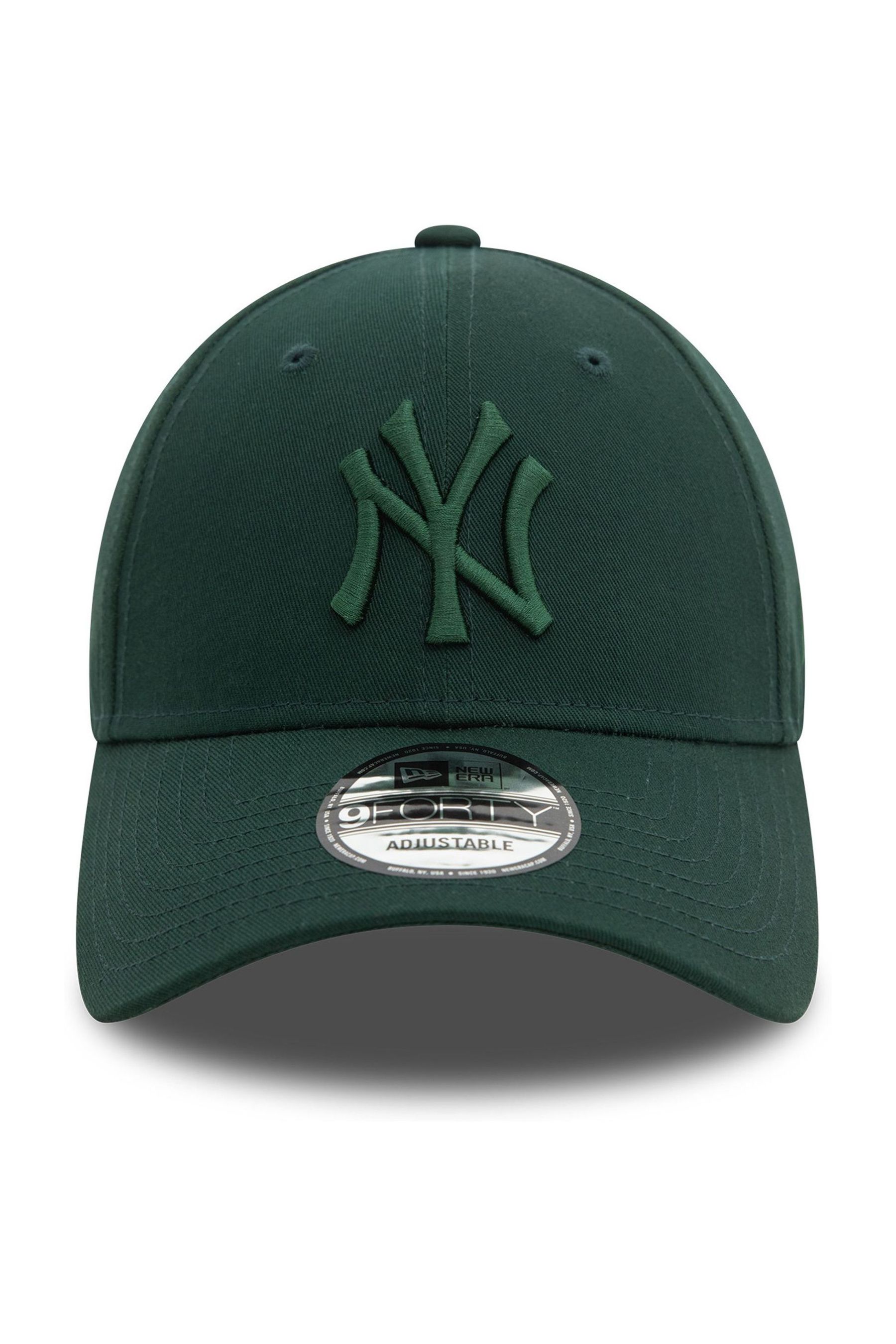 Buy New Era Green Mens New York Yankees League Essential 9FORTY 100 Cotton Cap from the Next UK online shop