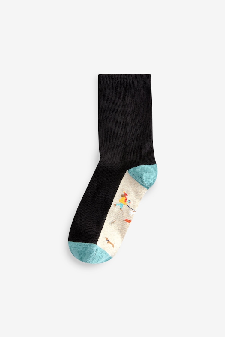 Dog Walking Scene Footbed Ankle Socks 5 Pack - Image 6 of 6