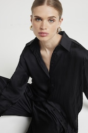 River Island Black Crinkle Satin Shirt - Image 4 of 6