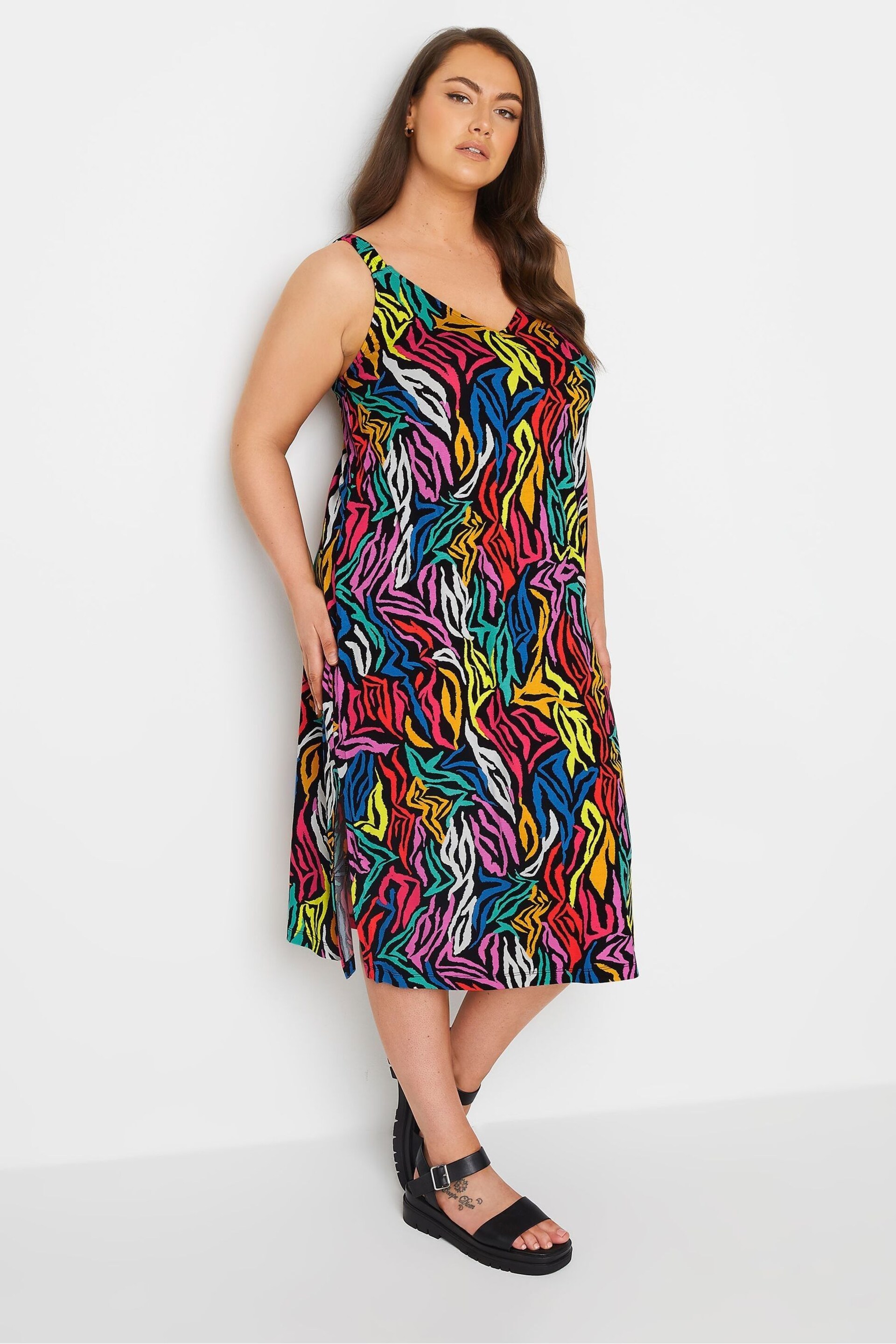 Yours Curve Light Black Throw On Beach Shirred Strap Dress - Image 2 of 5