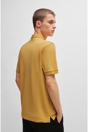 HUGO Gold Logo Label Polo Shirt In 100% Cotton Piqué - Image 4 of 5