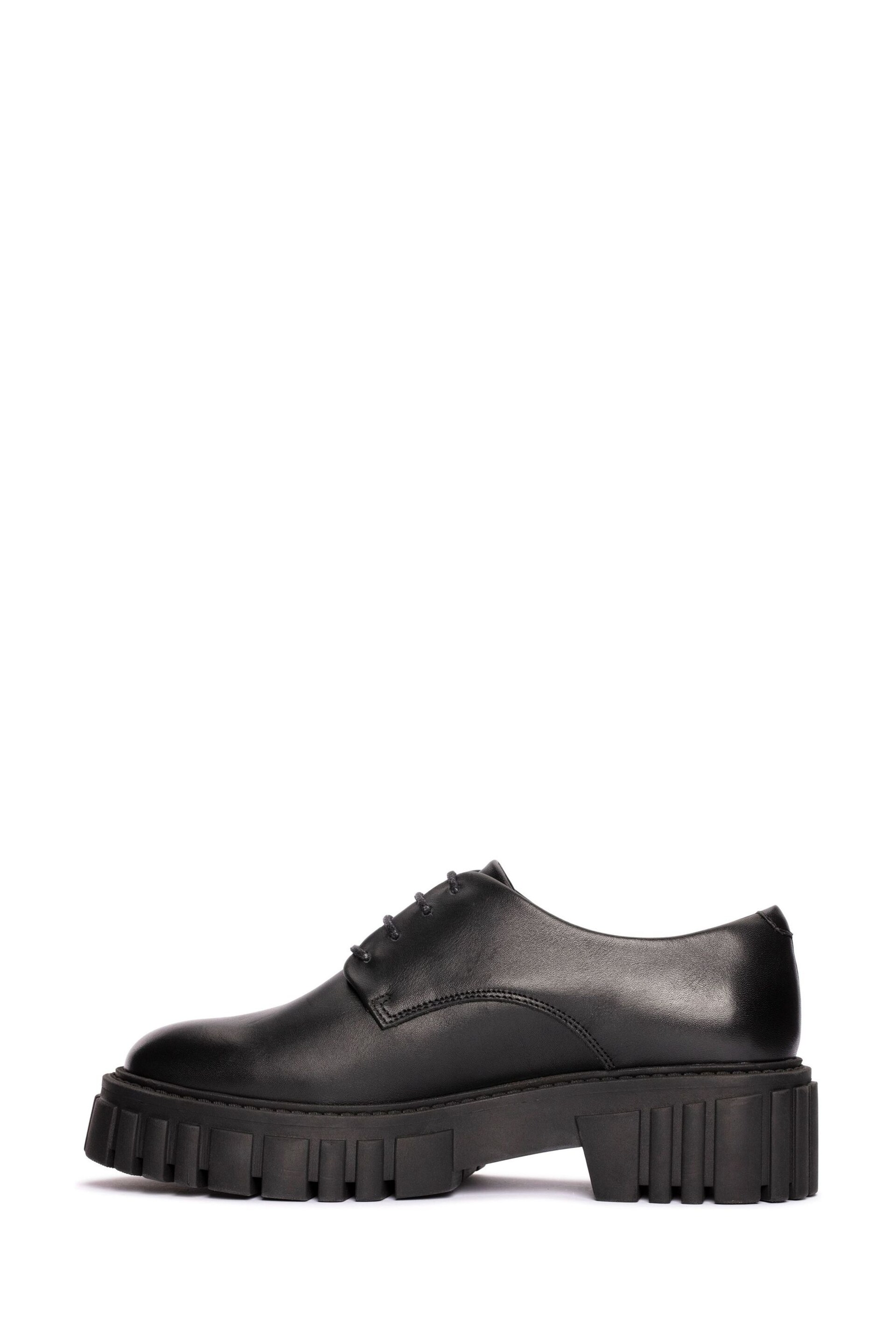 Clarks Black Leather Page Walk Shoes - Image 5 of 7