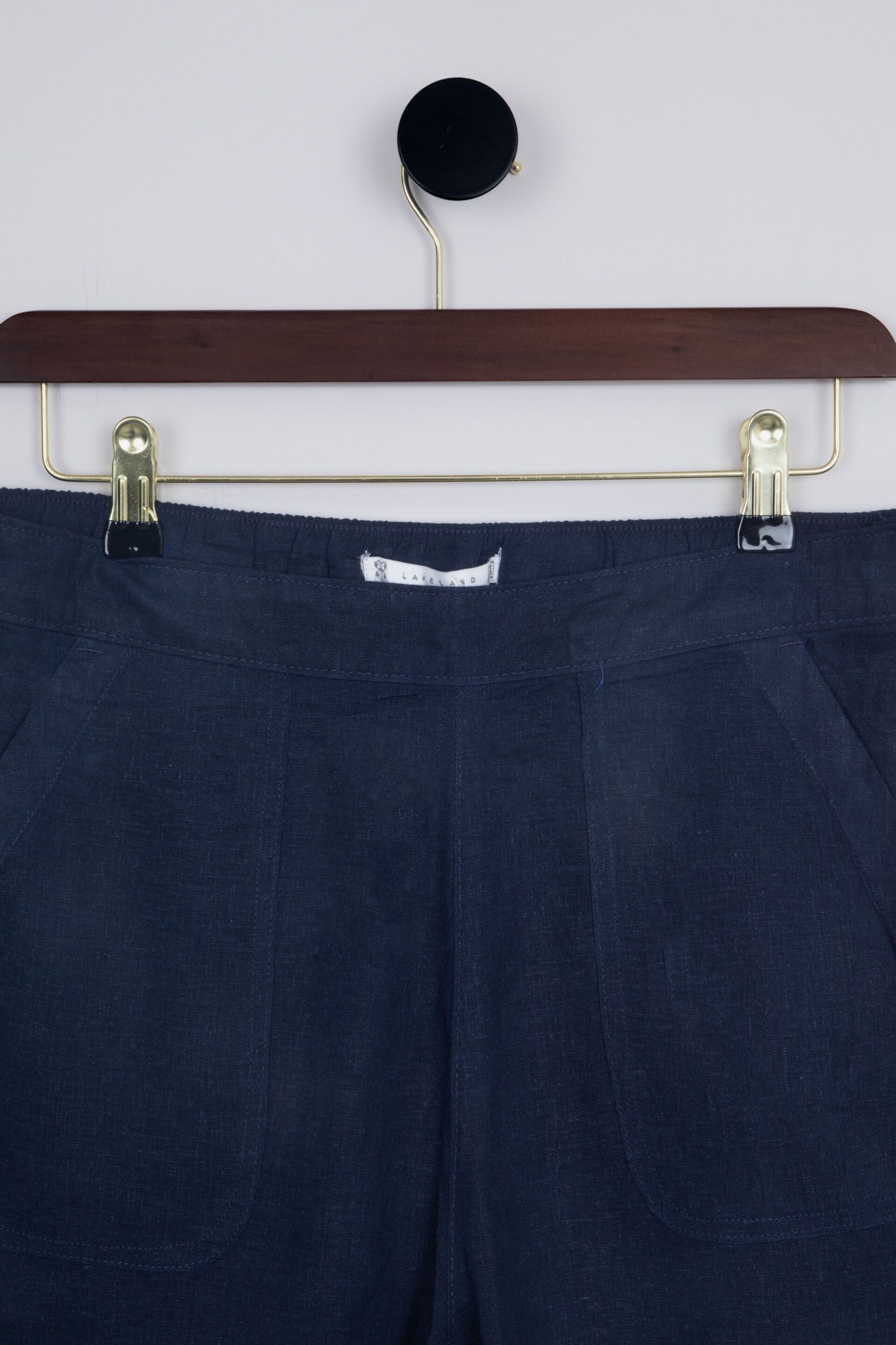 Lakeland Leather Blue Clothing Sophie Linen Blend Shorts - Image 2 of 3