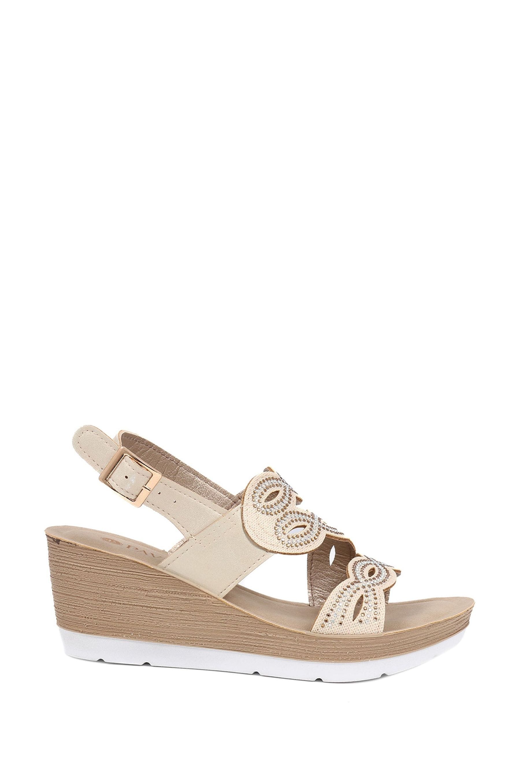 Pavers gold shoes deals