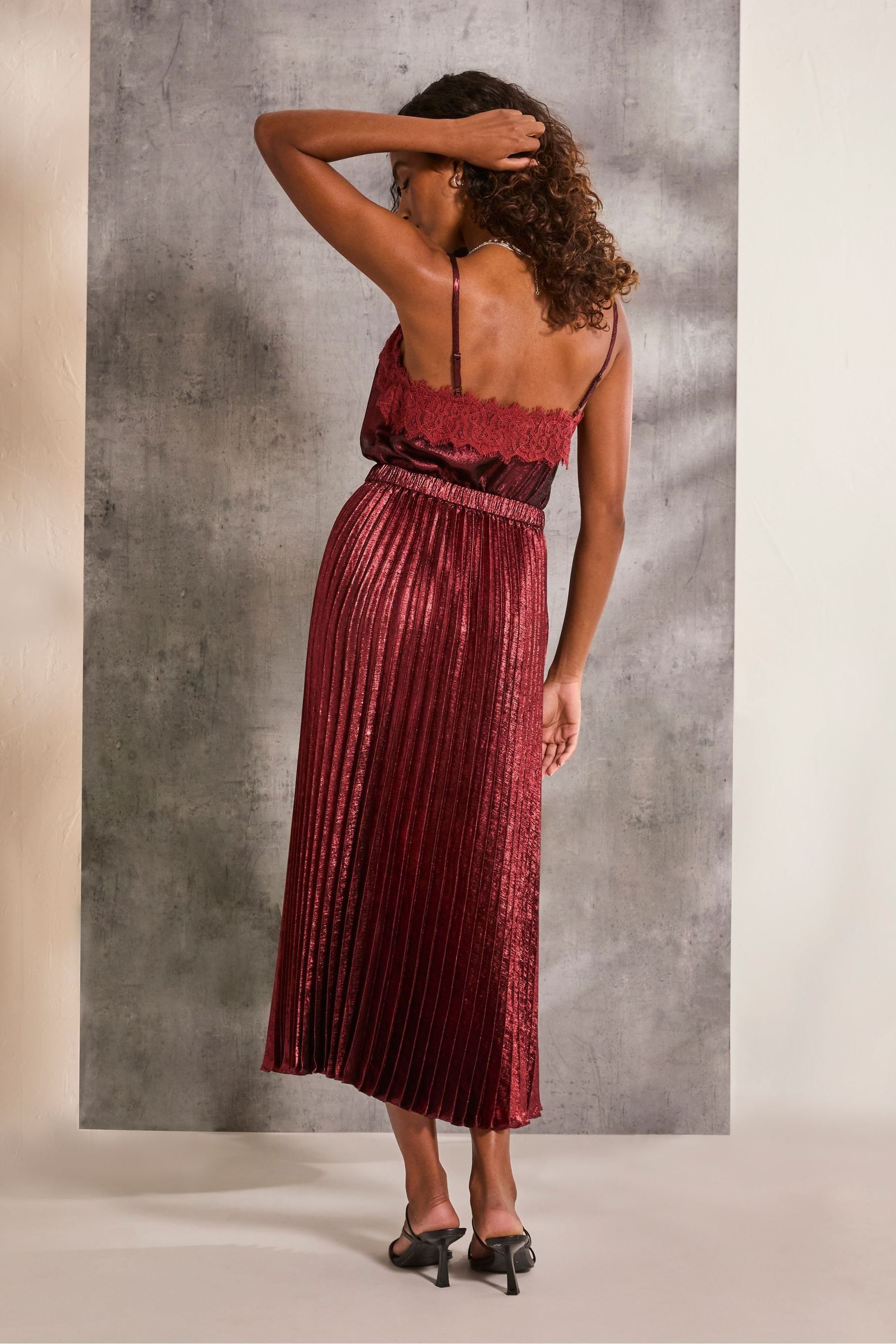 Red pleated skirt uk new arrivals