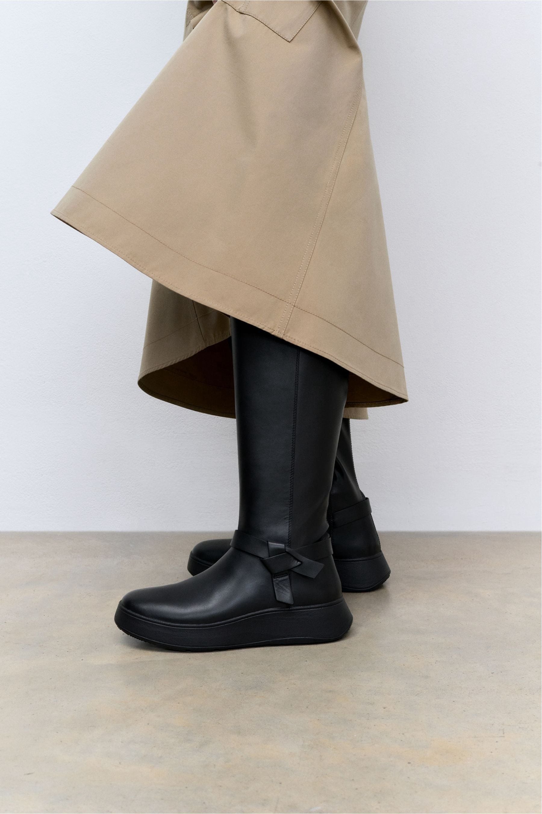 Fitflop black leather boots shop