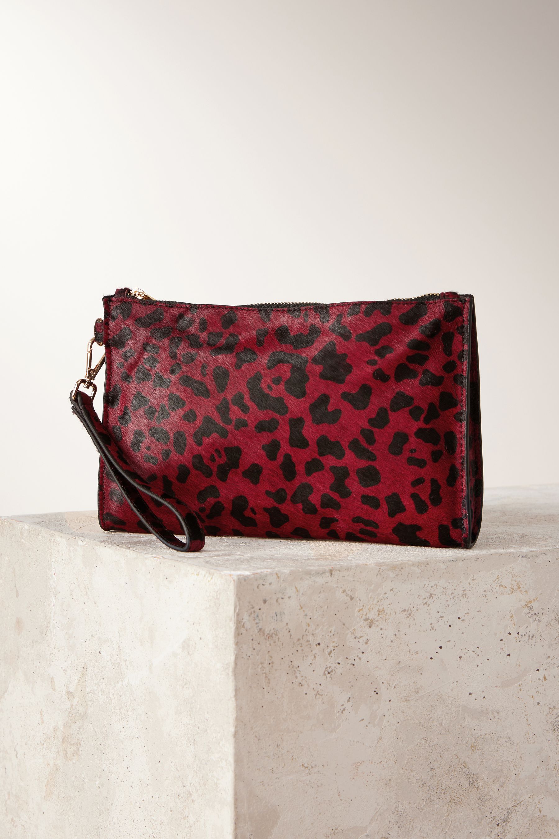 Red leopard print clutch bag outlet