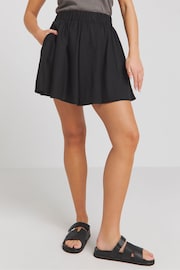 Simply Be Black Floaty Linen Shorts - Image 3 of 3