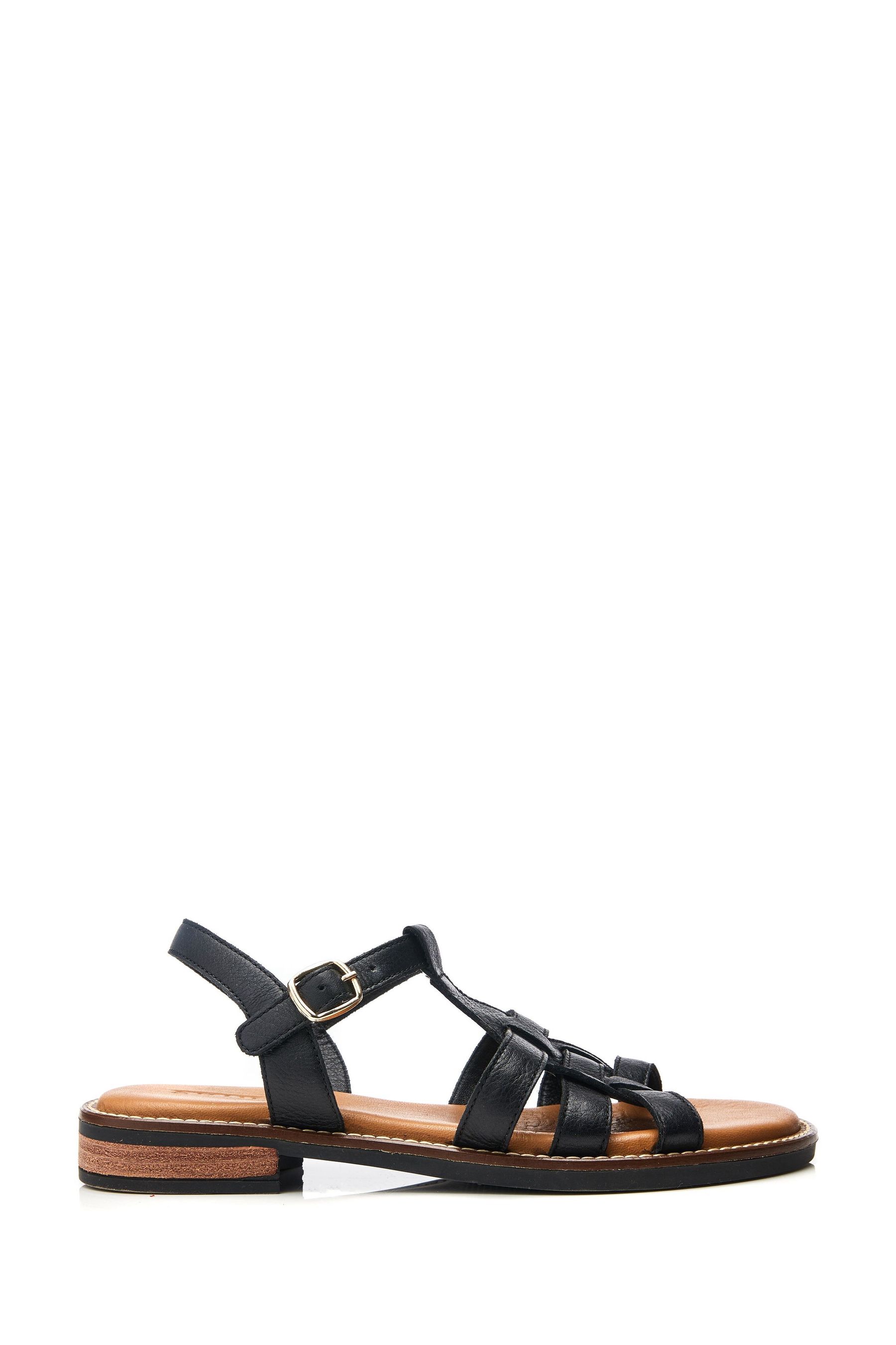 Moda in Pelle SH Saddle Flat T Bar Strap Sandals