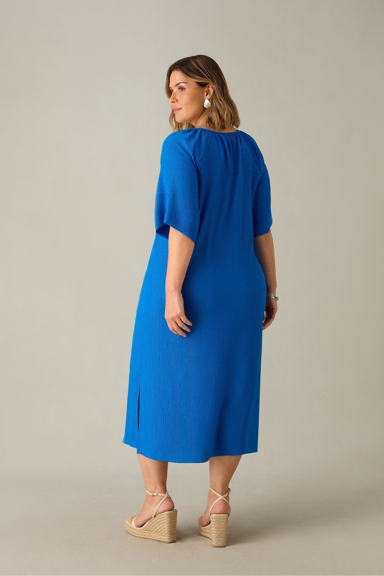 Live Unlimited Blue Curve Textured Raglan Sleeve Midi Dress - Image 4 of 4