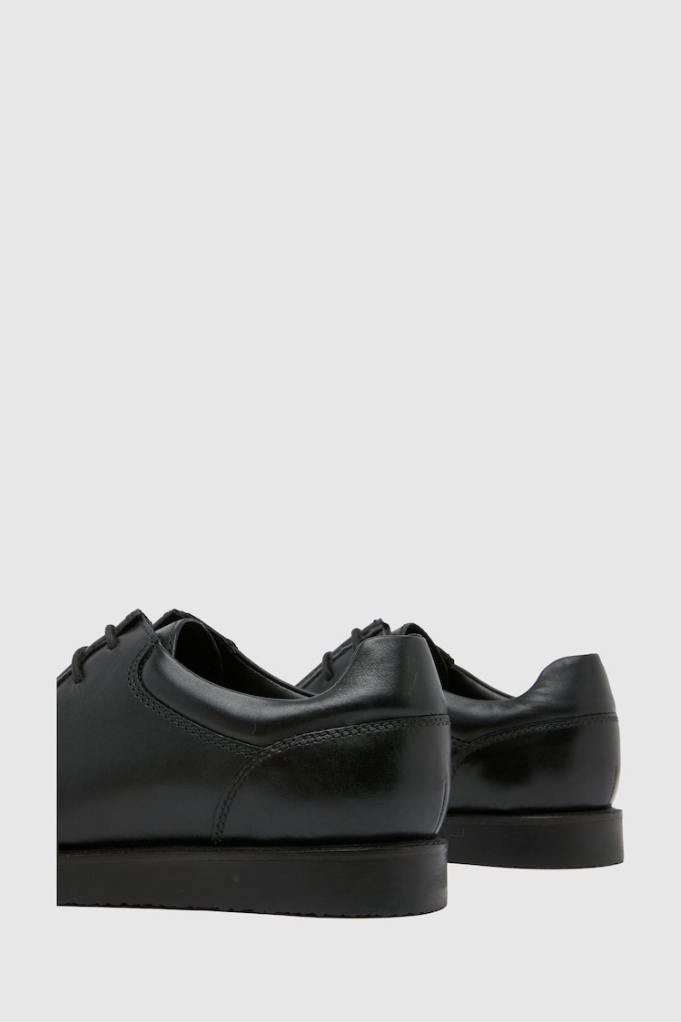 Schuh Royce Leather Apron Black Shoes - Image 4 of 4